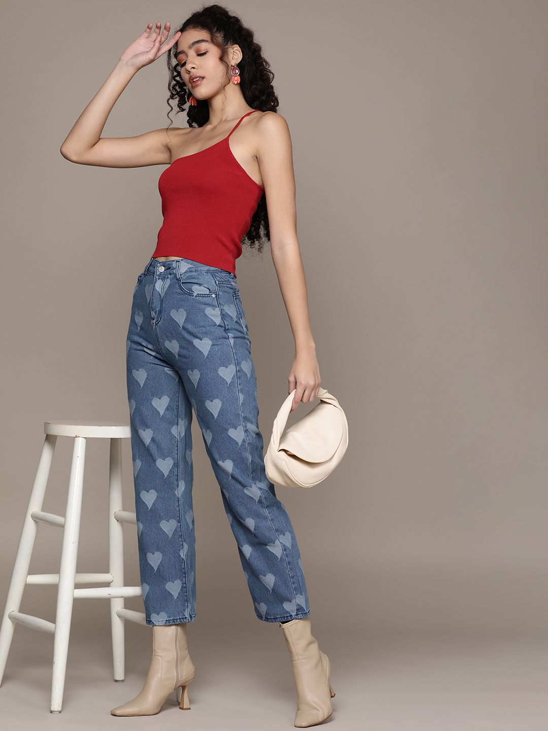URBANIC Women Blue Cotton Printed Cropped Jeans Price in India
