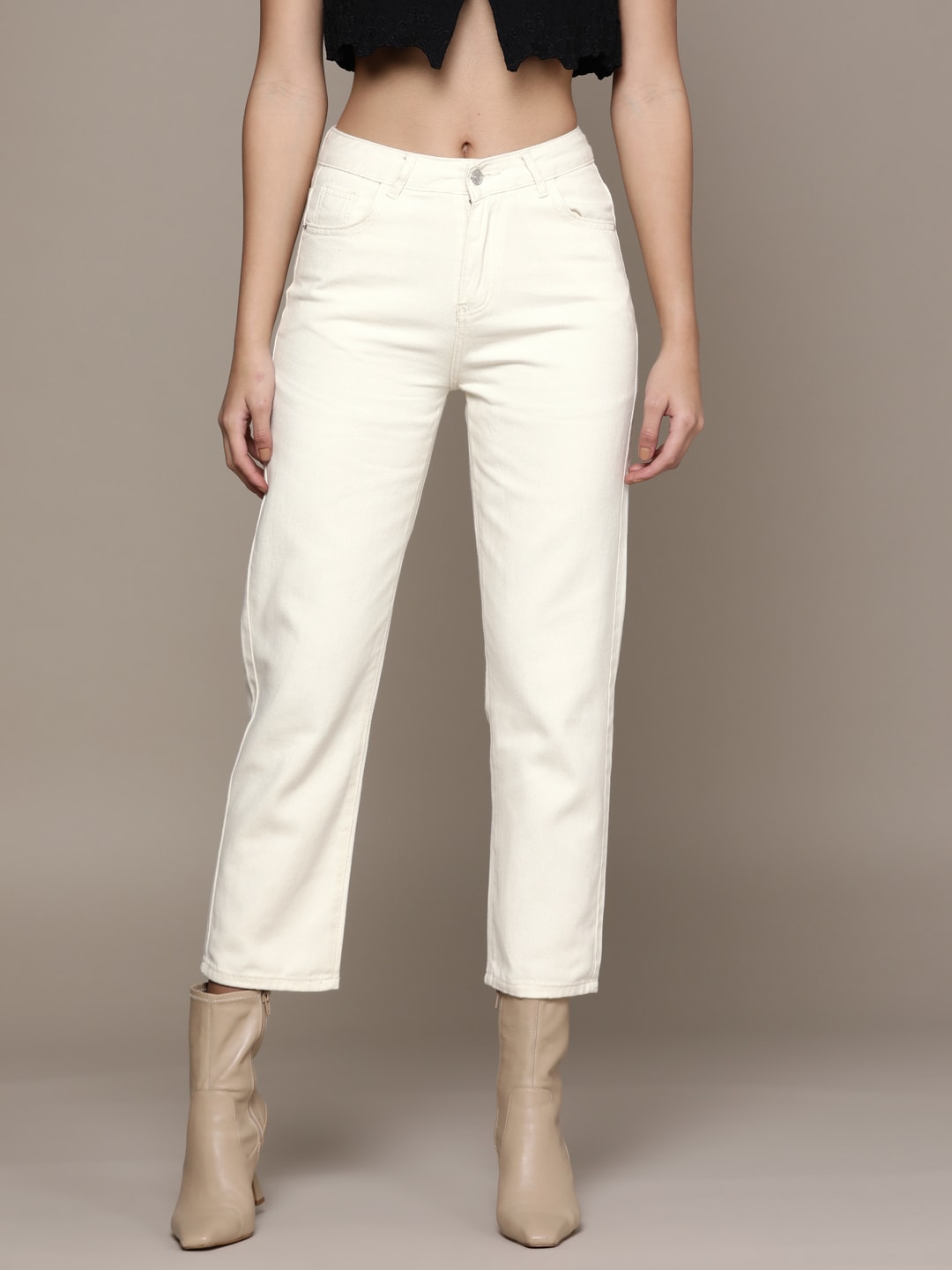 URBANIC Women Off-White Cotton Solid Cropped Jeans Price in India