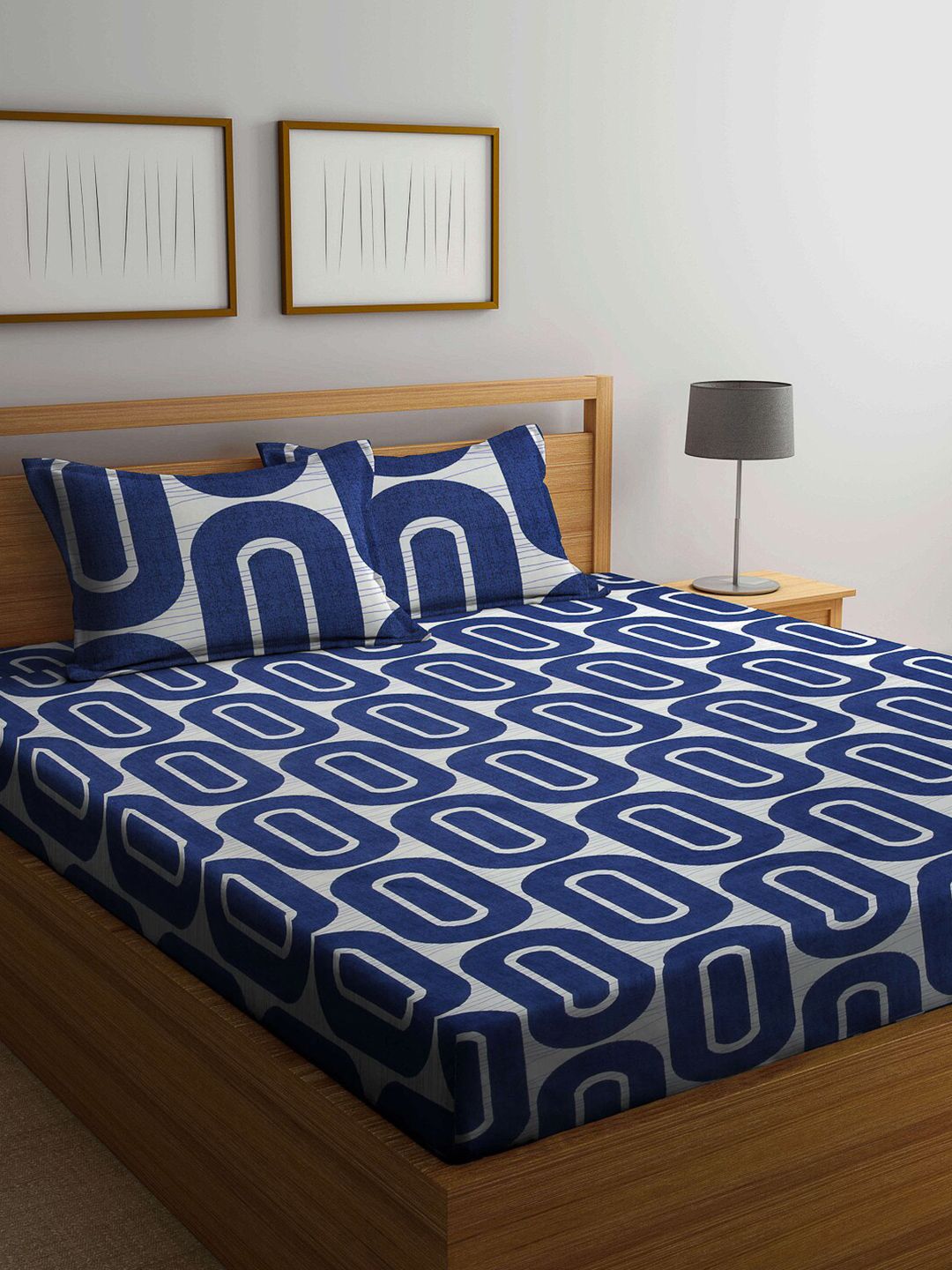 Arrabi Blue & White Geometric 300 TC Super King Bedsheet with 2 Pillow Covers Price in India
