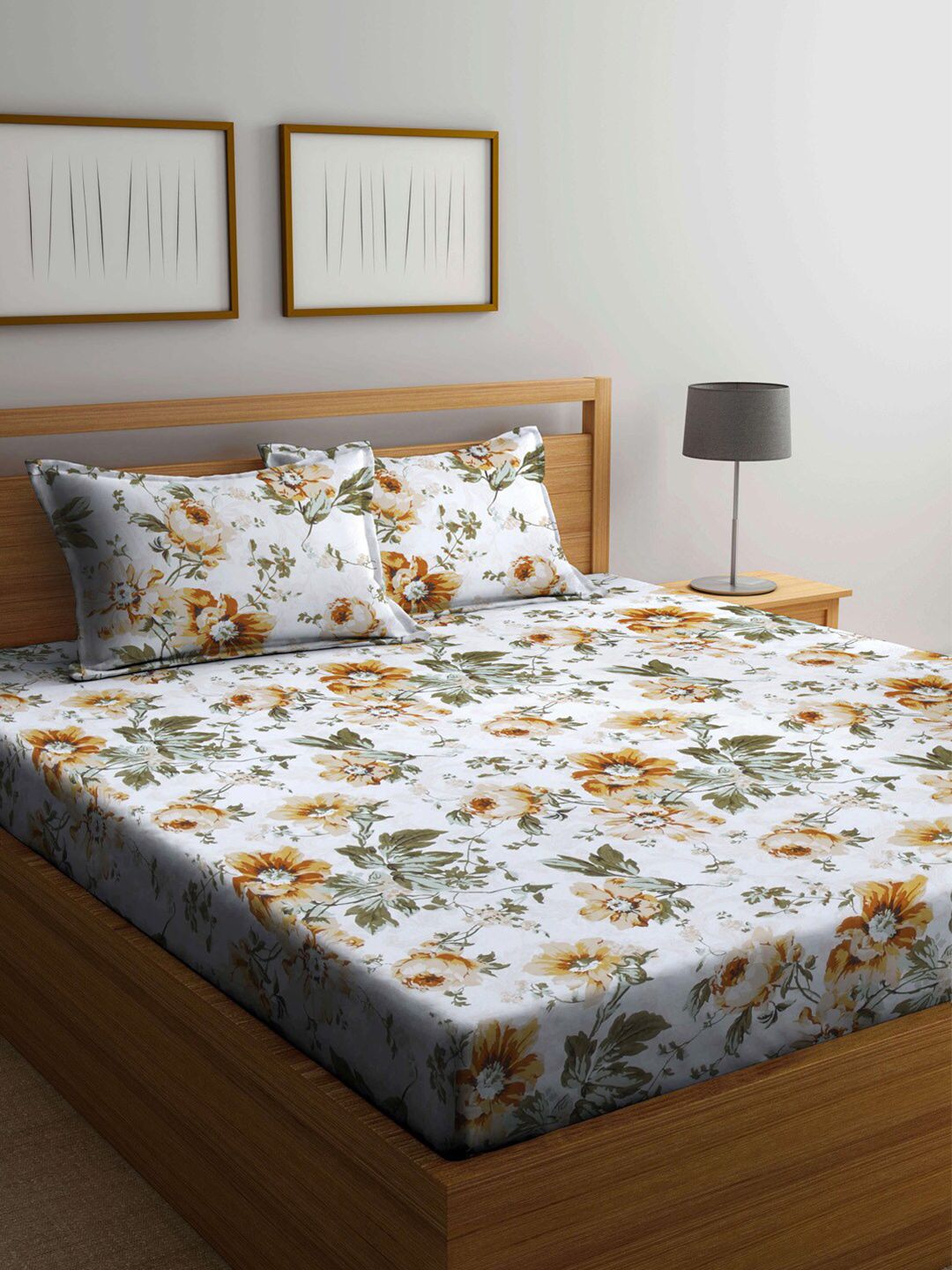 Arrabi White & Green Floral 300 TC King Bedsheet with 2 Pillow Covers Price in India