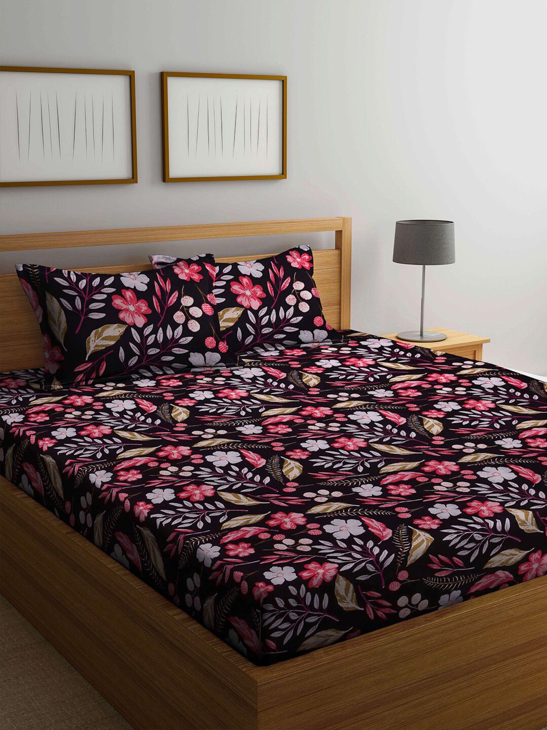 Arrabi Black & Pink Floral 300 TC Super King Bedsheet with 2 Pillow Covers Price in India