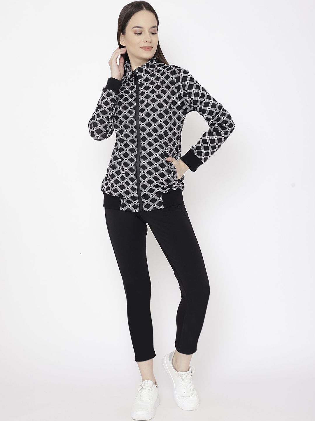 Chkokko Women Black & White Geometric Printed Tracksuit Price in India