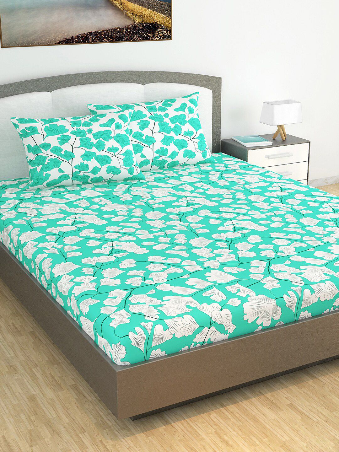 Divine Casa Green & White Floral Printed 144 TC Cotton King Bedsheet with 2 Pillow Covers Price in India