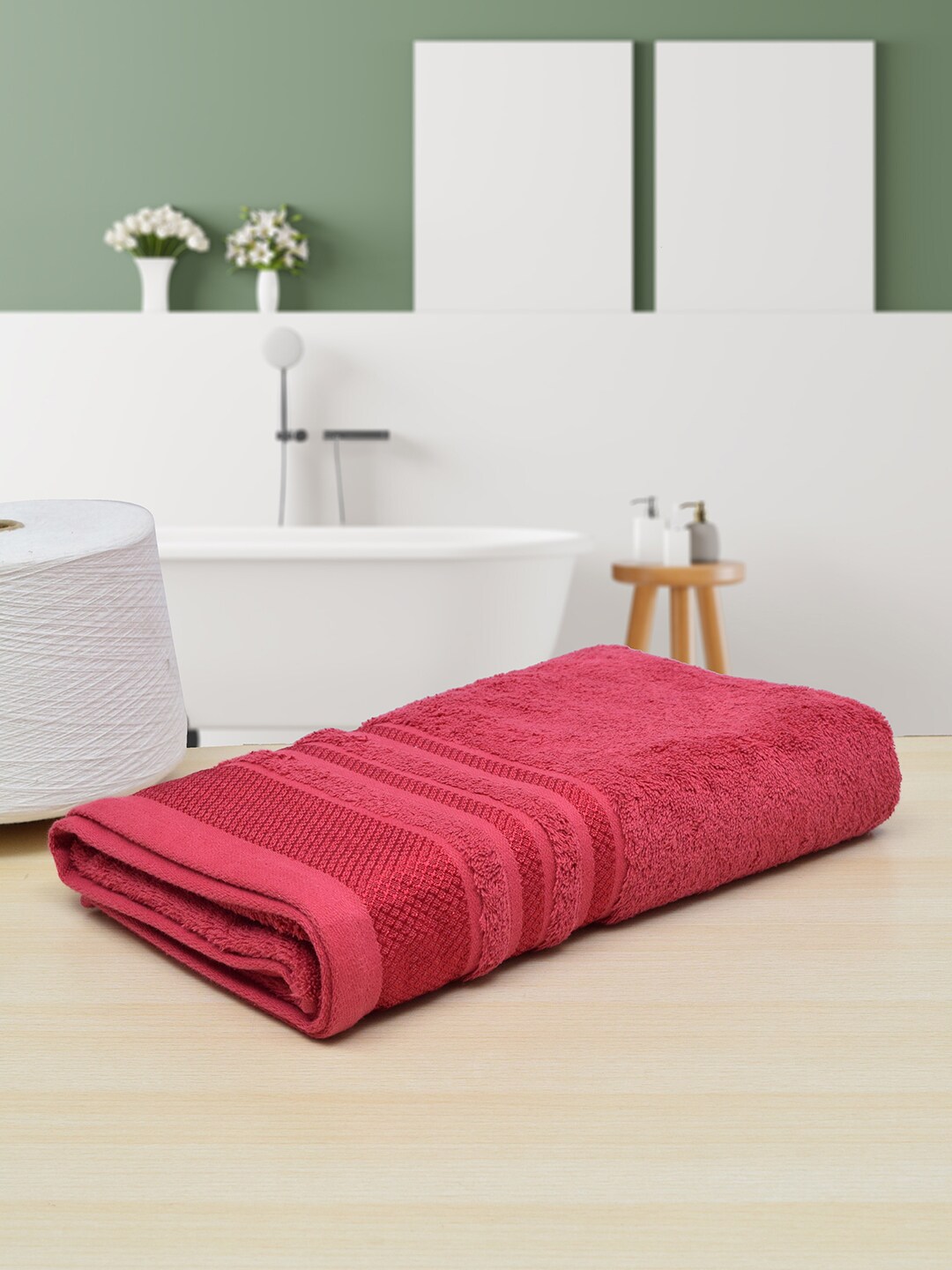 RANGOLI Red Solid Cotton 550 GSM Bath Towel Price in India