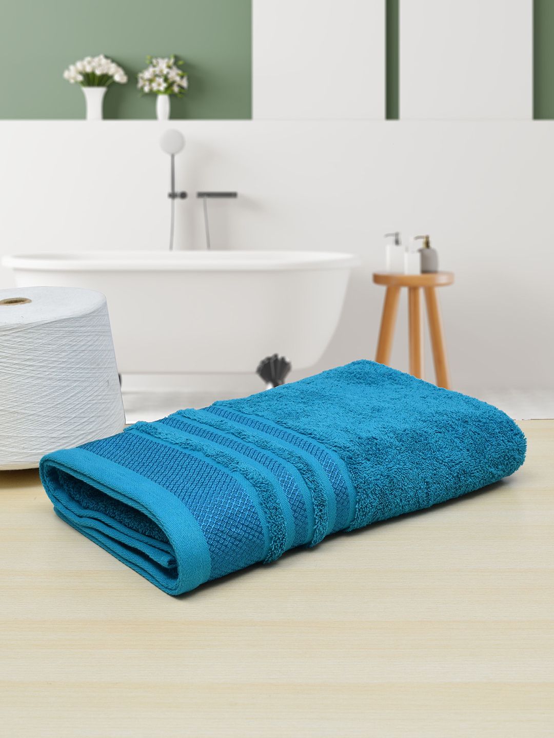 RANGOLI Turquoise Blue Solid Pure Cotton 533 GSM Bath Towel Price in India