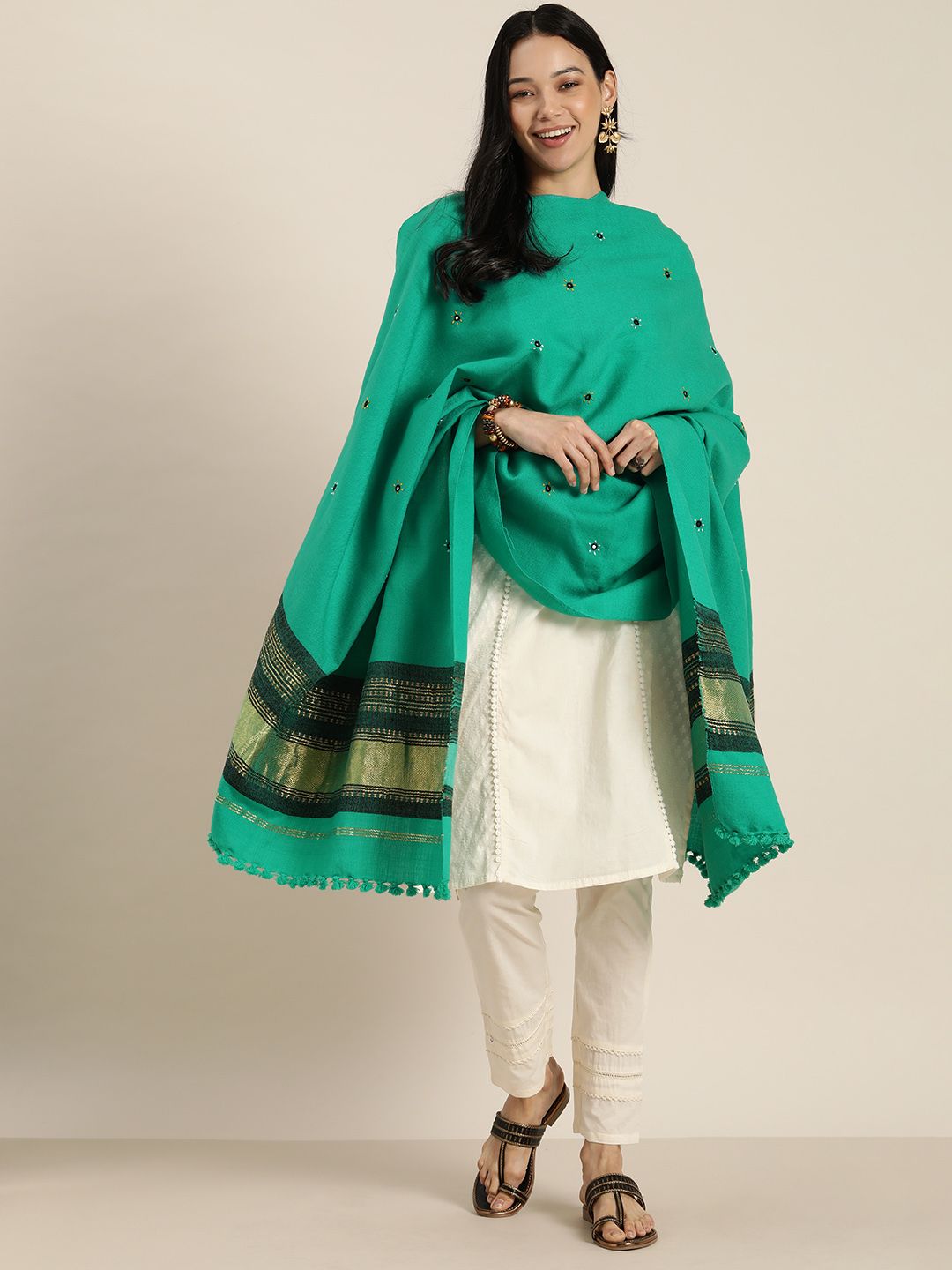 Taavi Women Green & Blue Embroidered Bhujodi Shawl With Mirror Work Price in India