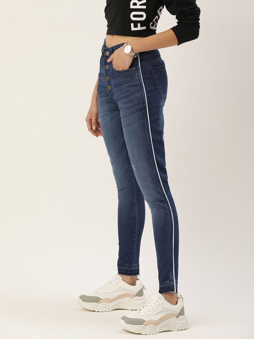 FOREVER 21 Women Blue Skinny Fit Mid-Rise Low Distress Light Fade Stretchable Jeans Price in India