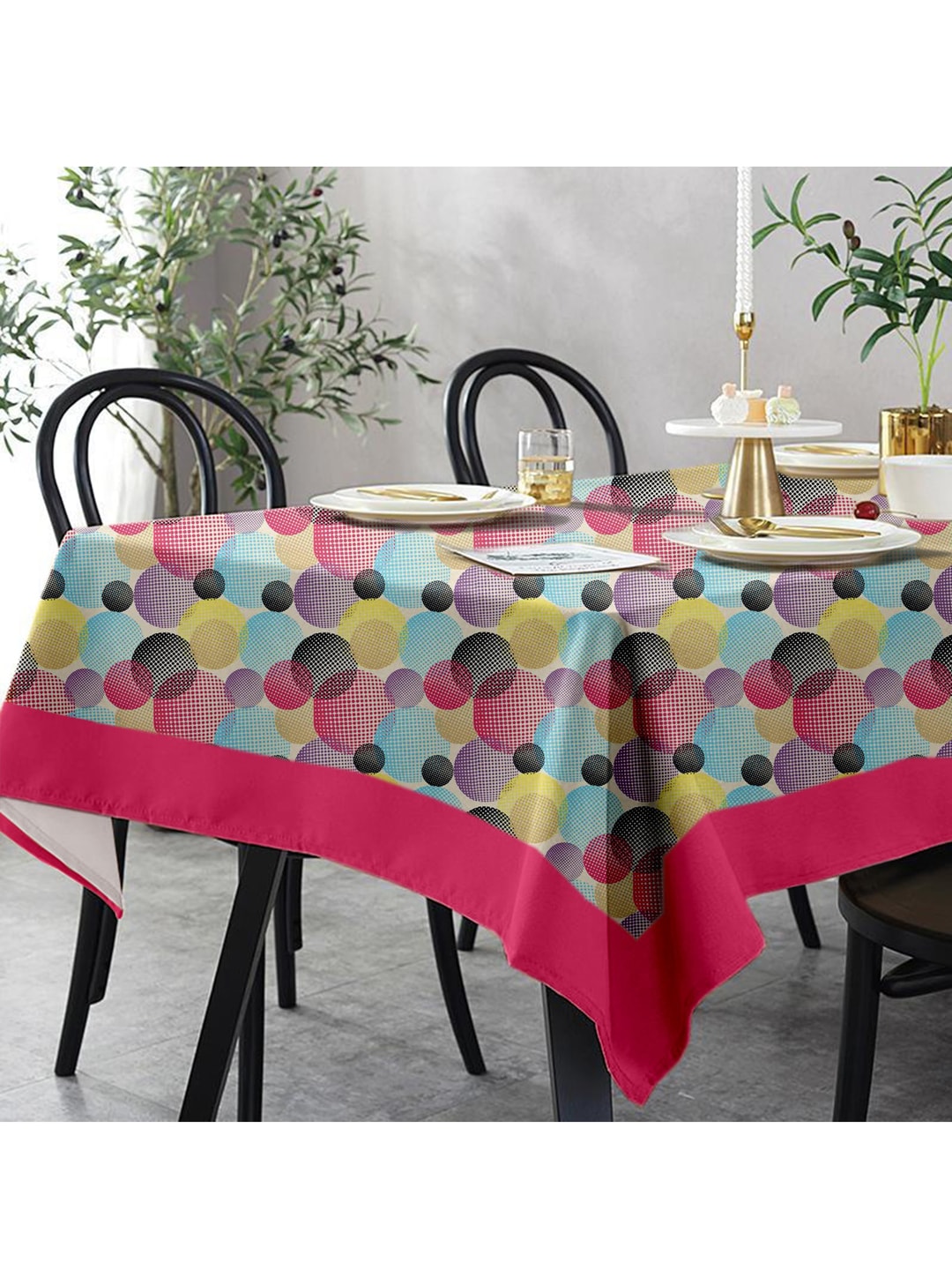 Lushomes 8 Seater Circles Printed Table Cloth Price in India