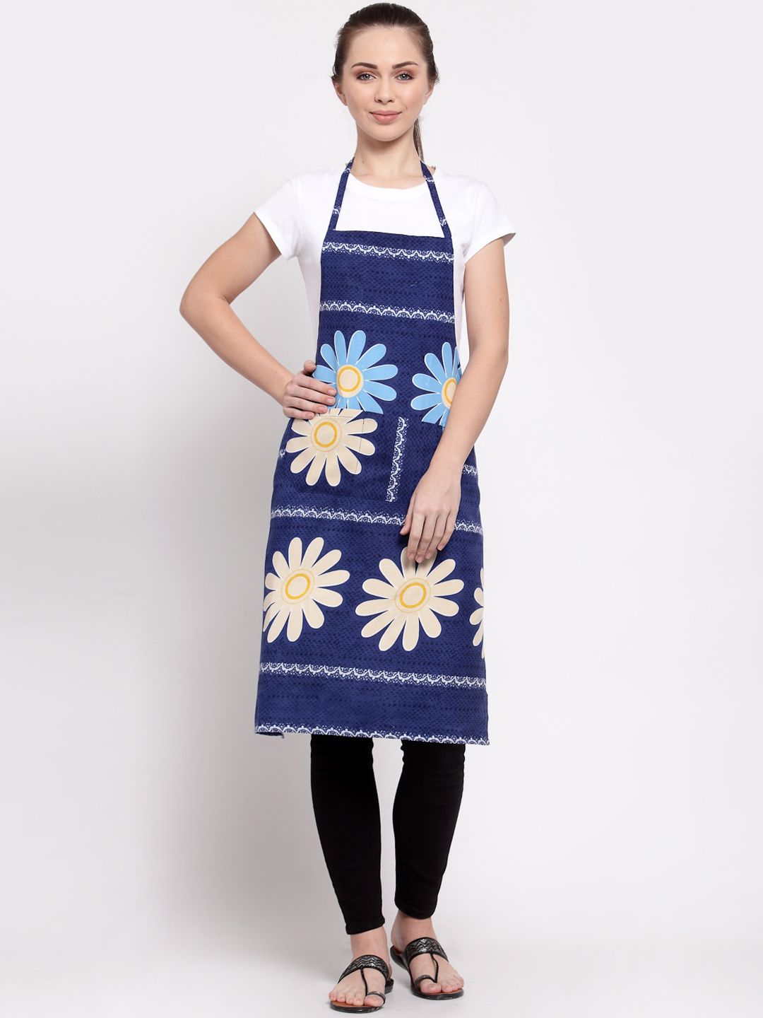 Arrabi Blue Cotton Floral Apron with 2 Patch Pockets Price in India