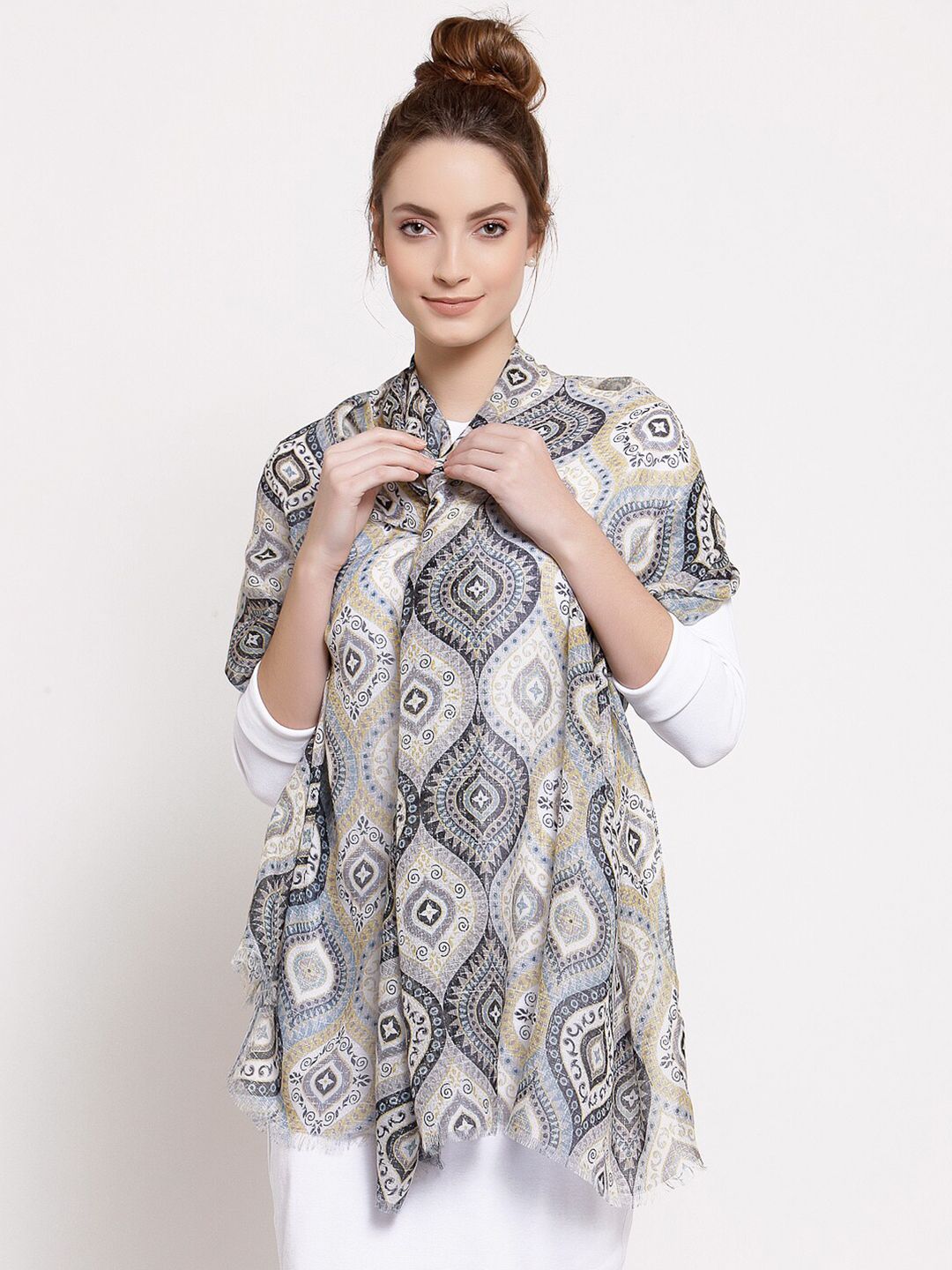 J Style Women Grey & Beige Printed Cotton Stole Price in India