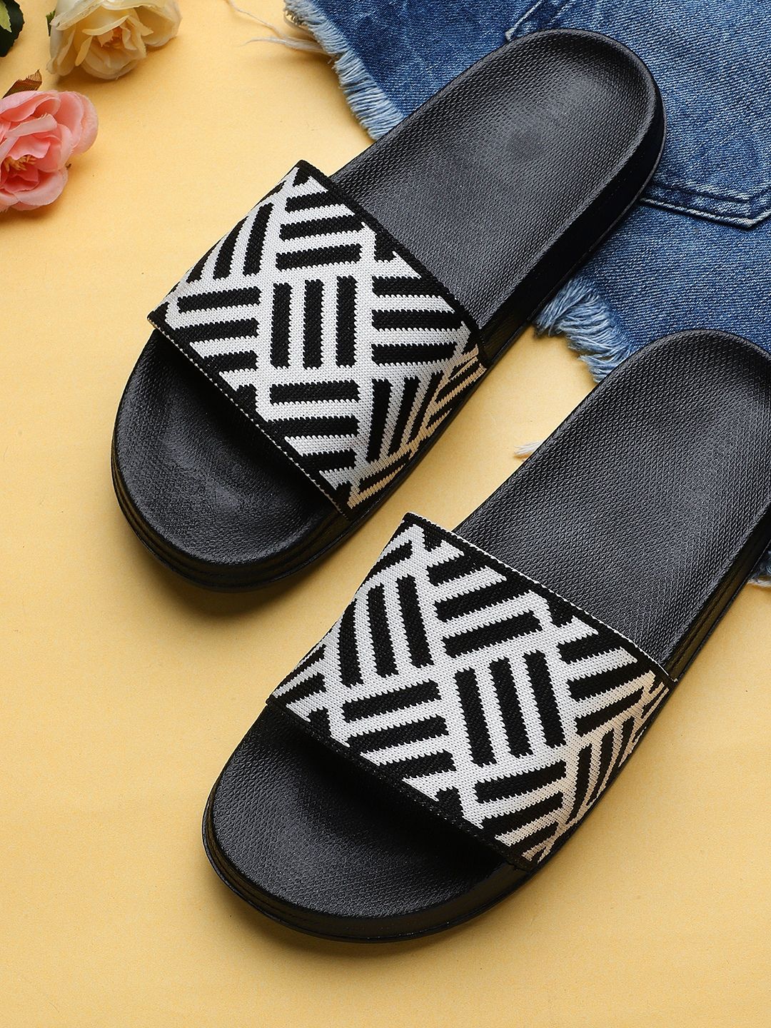 Pampy Angel Women Black & White Printed Rubber Sliders Price in India