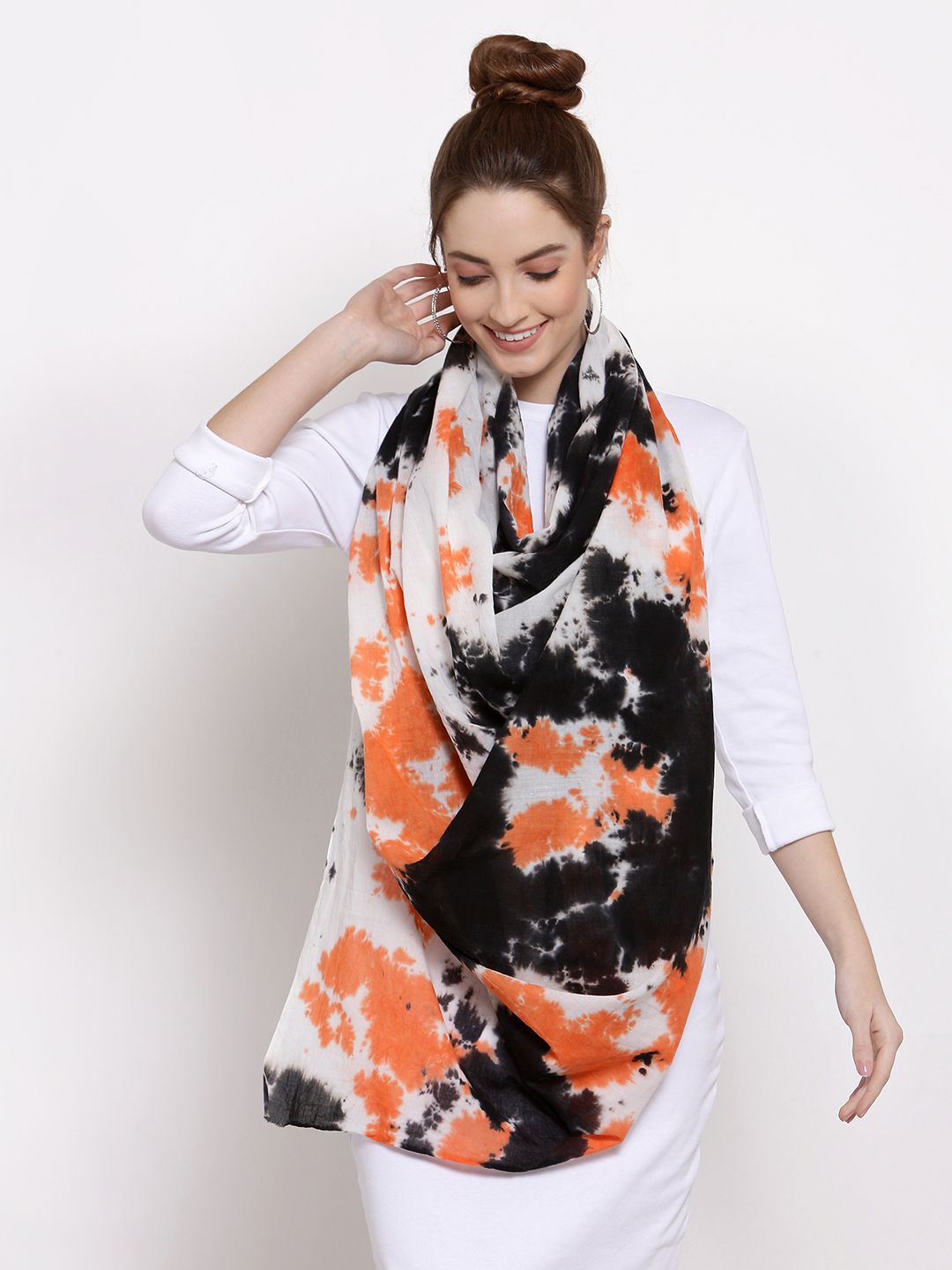 J Style Women Black & White Printed Pure Cotton Stole Price in India