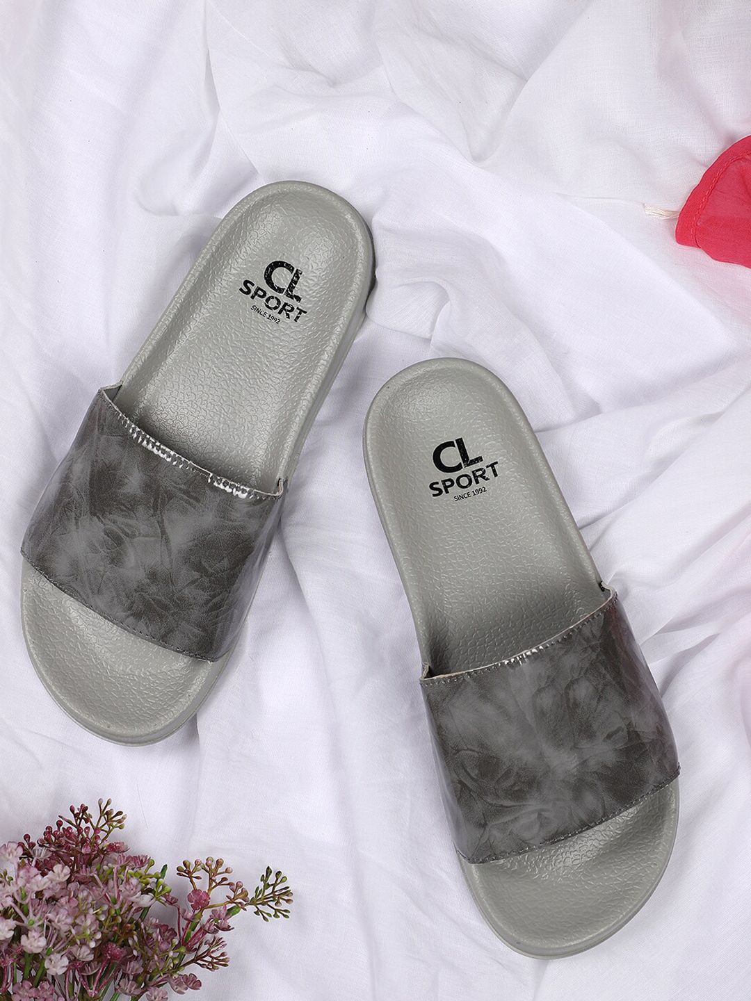 Carlton London sports Women Grey Printed Sliders Price in India