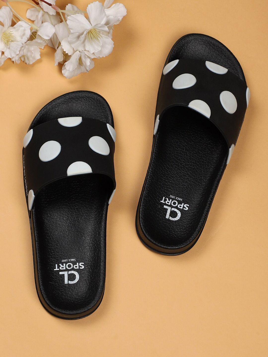 Carlton London sports Women Black & White Polka Dots Printed Printed Sliders Price in India