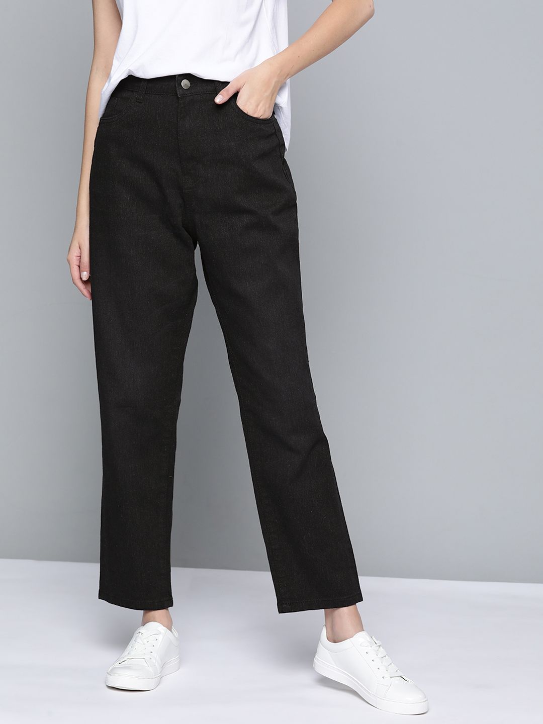 Mast & Harbour Women Black Boyfriend Fit Stretchable Jeans Price in India