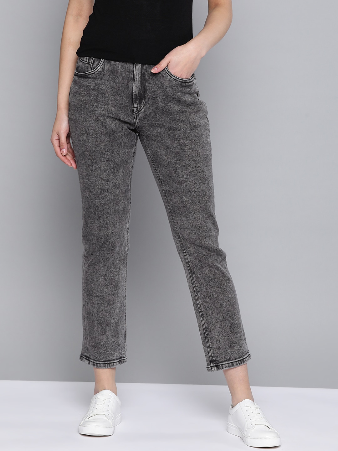 Mast & Harbour Women Charcoal Grey Straight Fit Light Fade Stretchable Washed Jeans Price in India