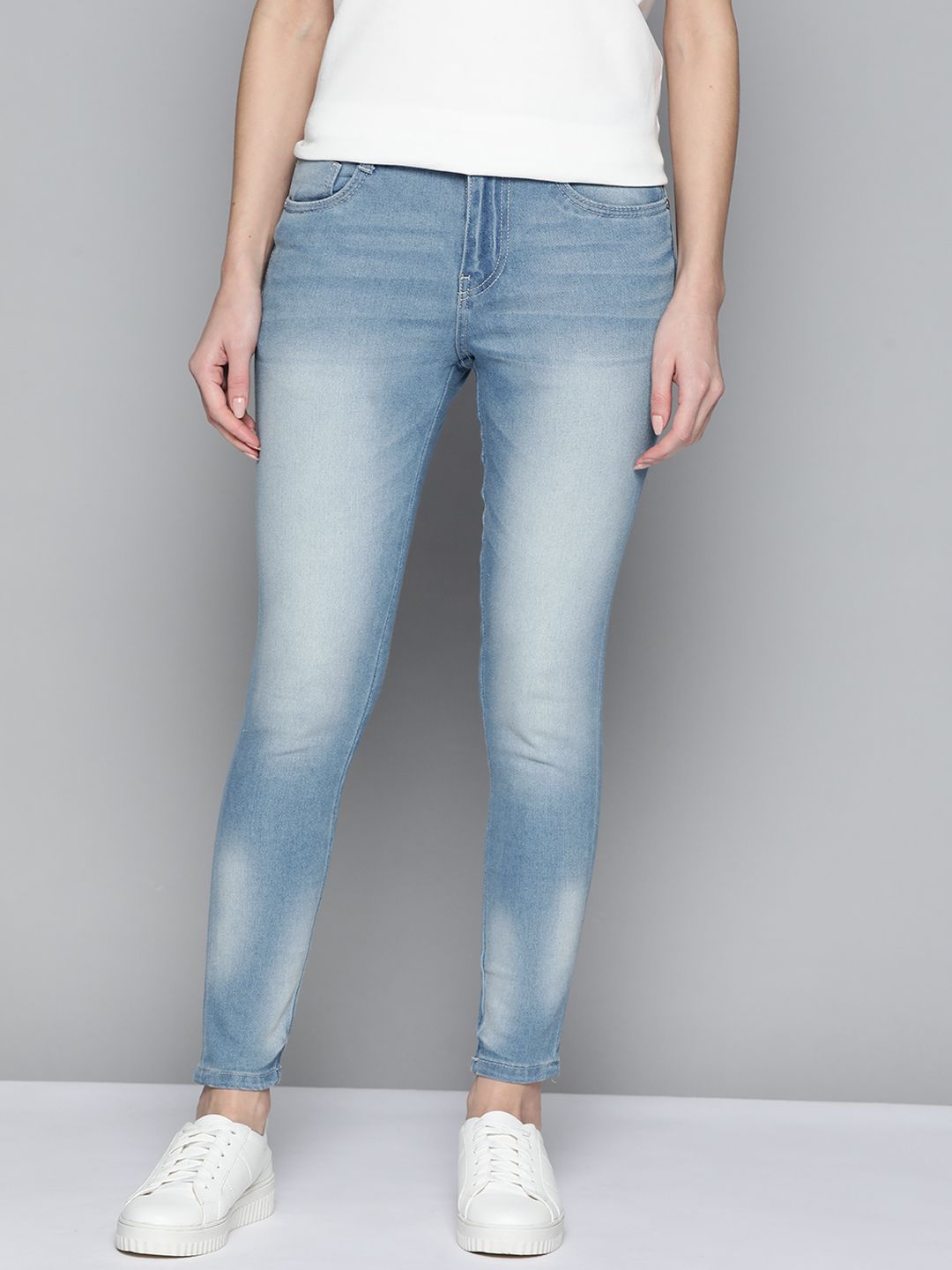 Mast & Harbour Women Blue Skinny Fit Stretchable Jeans Price in India