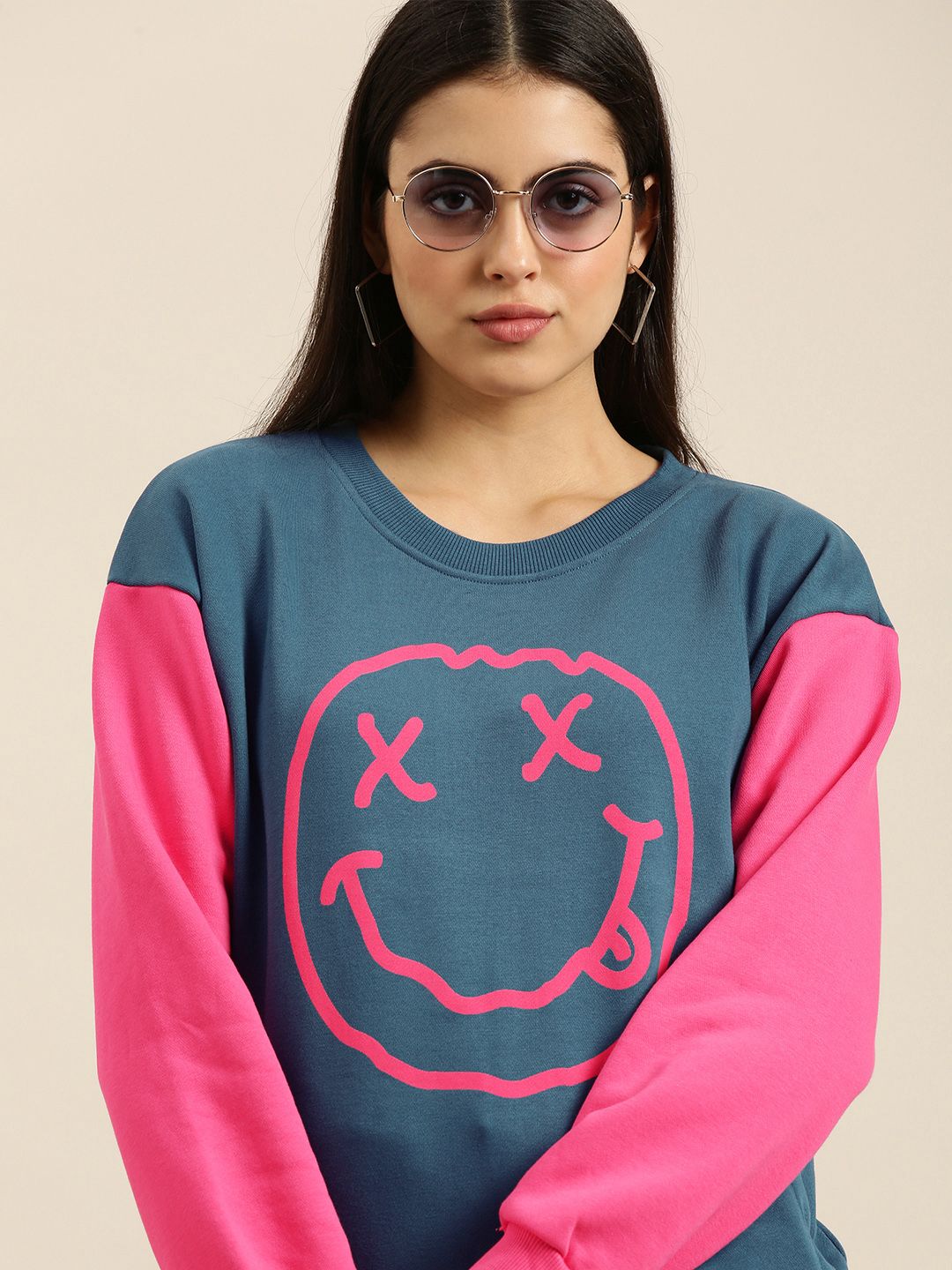 Difference of Opinion Women Teal & Pink Printed Sweatshirt Price in India