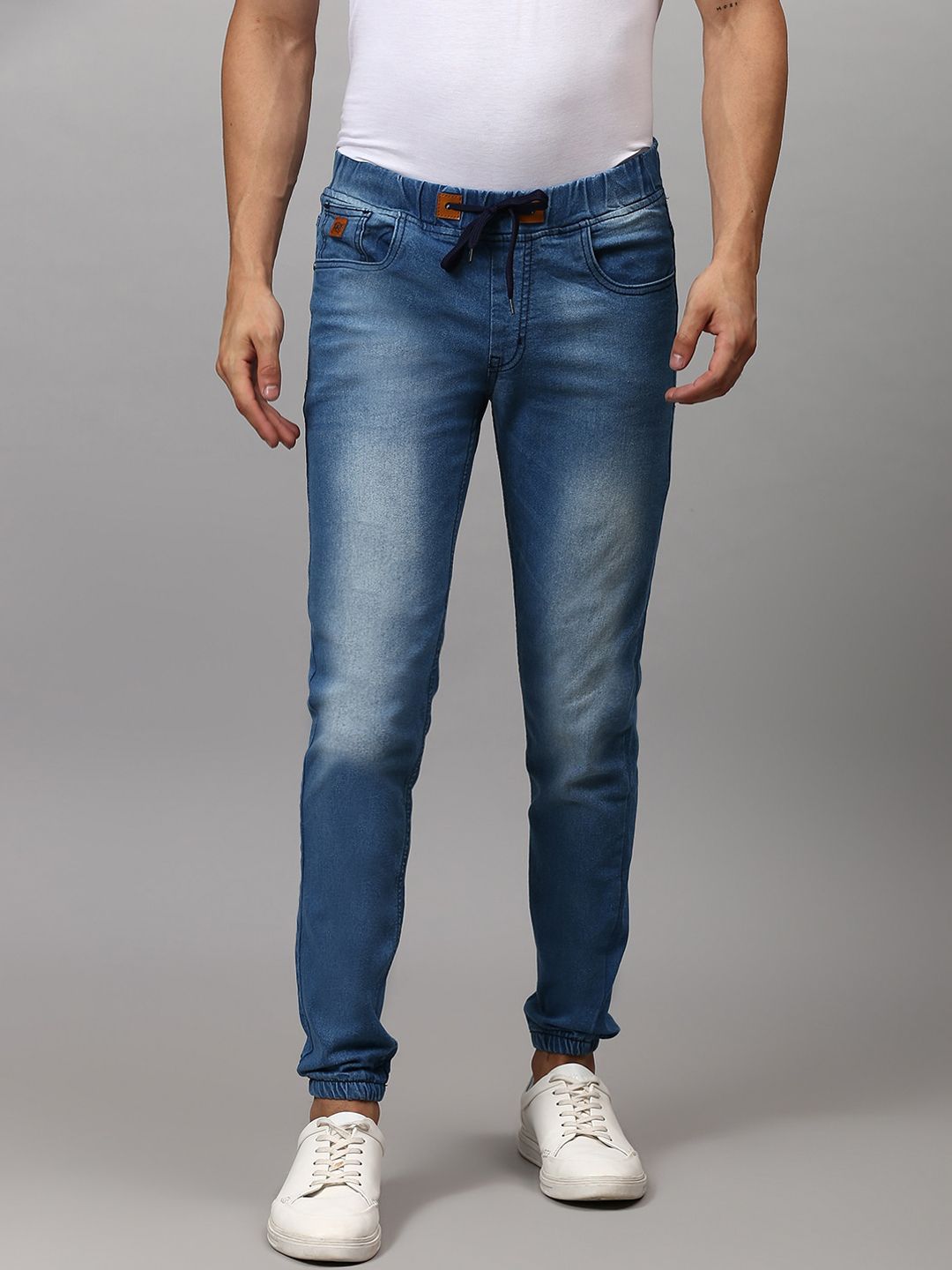 CAHOOT Men Blue Slim Fit Low Distress Heavy Fade Stretchable Jeans