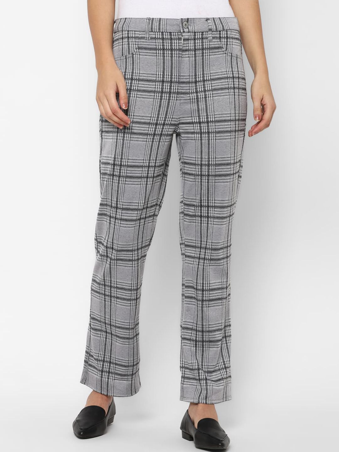 AMERICAN EAGLE OUTFITTERS Women Grey Checked Skinny Fit High-Rise Parallel Trousers Price in India