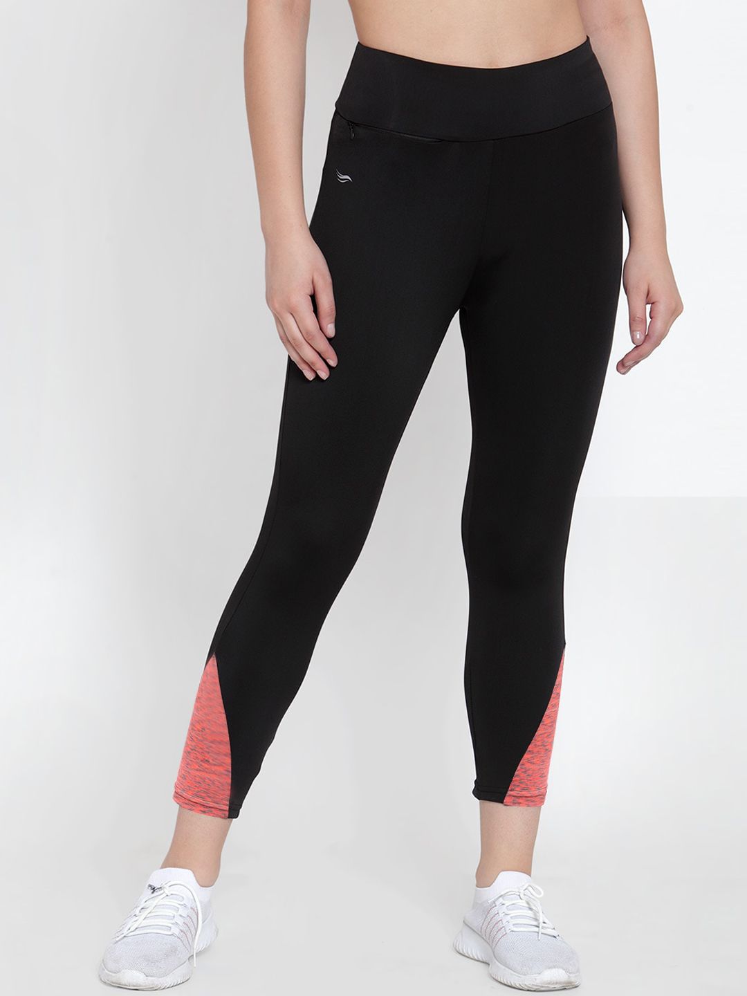 CUKOO Women Black & Pink Colourblocked Rapid Dry Yoga Pants Price in India