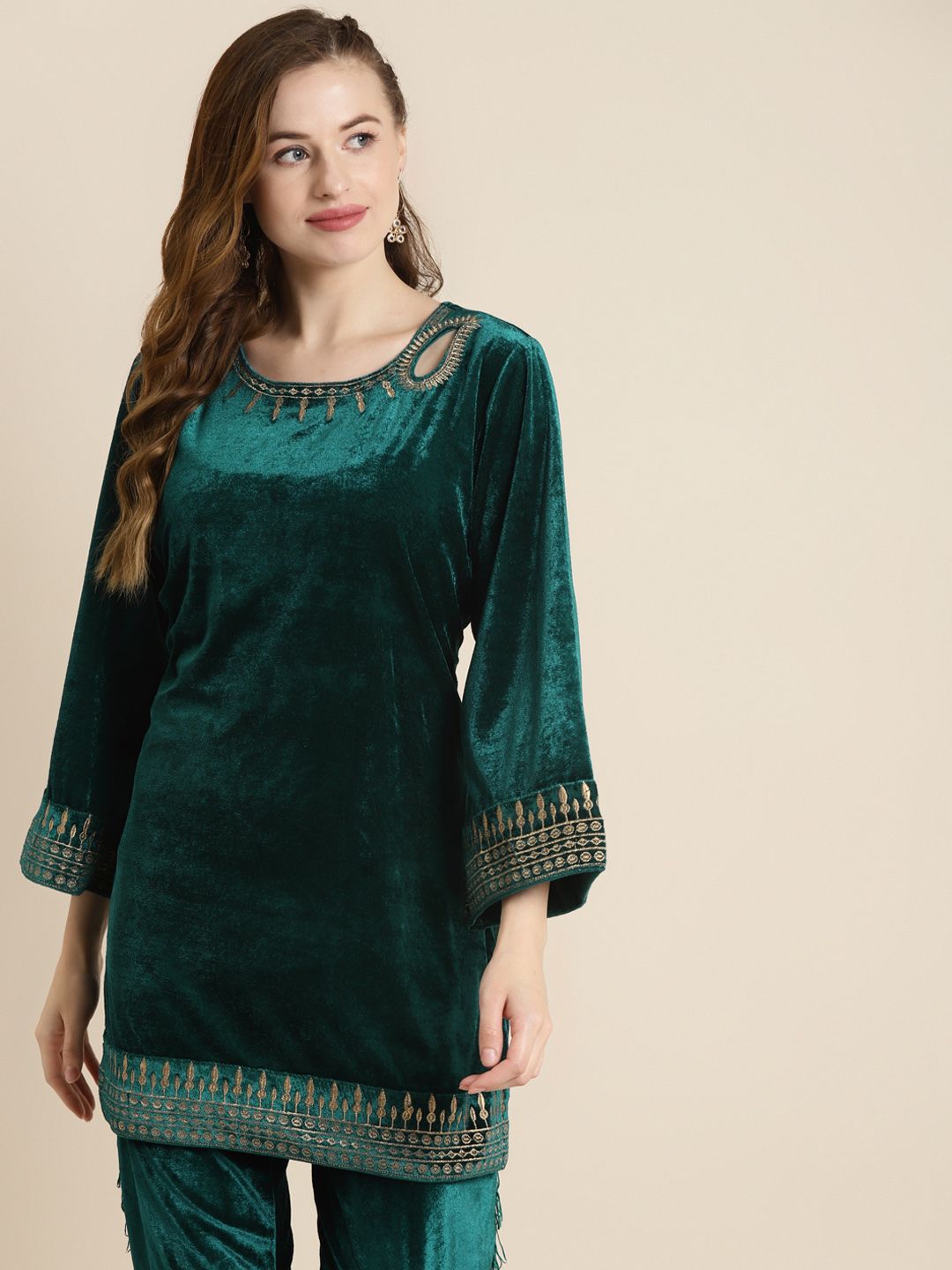 Shae by SASSAFRAS Teal Velvet Kurti Price in India