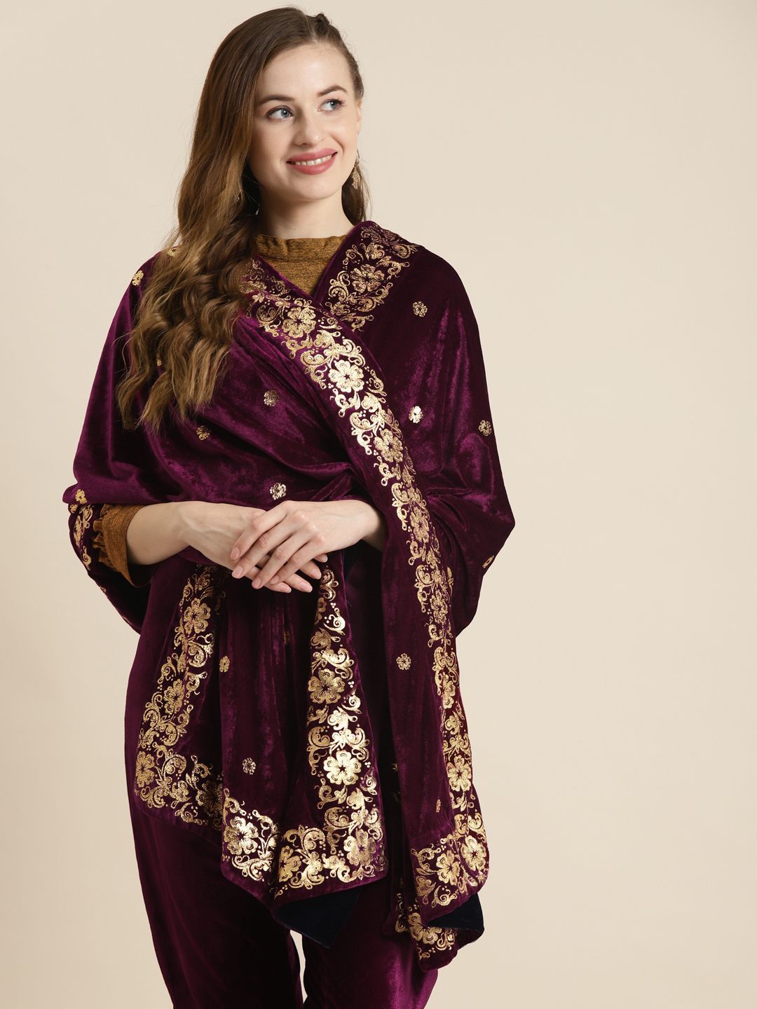 Shae by SASSAFRAS Women Purple & Gold-Toned Velvet Foil Print Stole Price in India