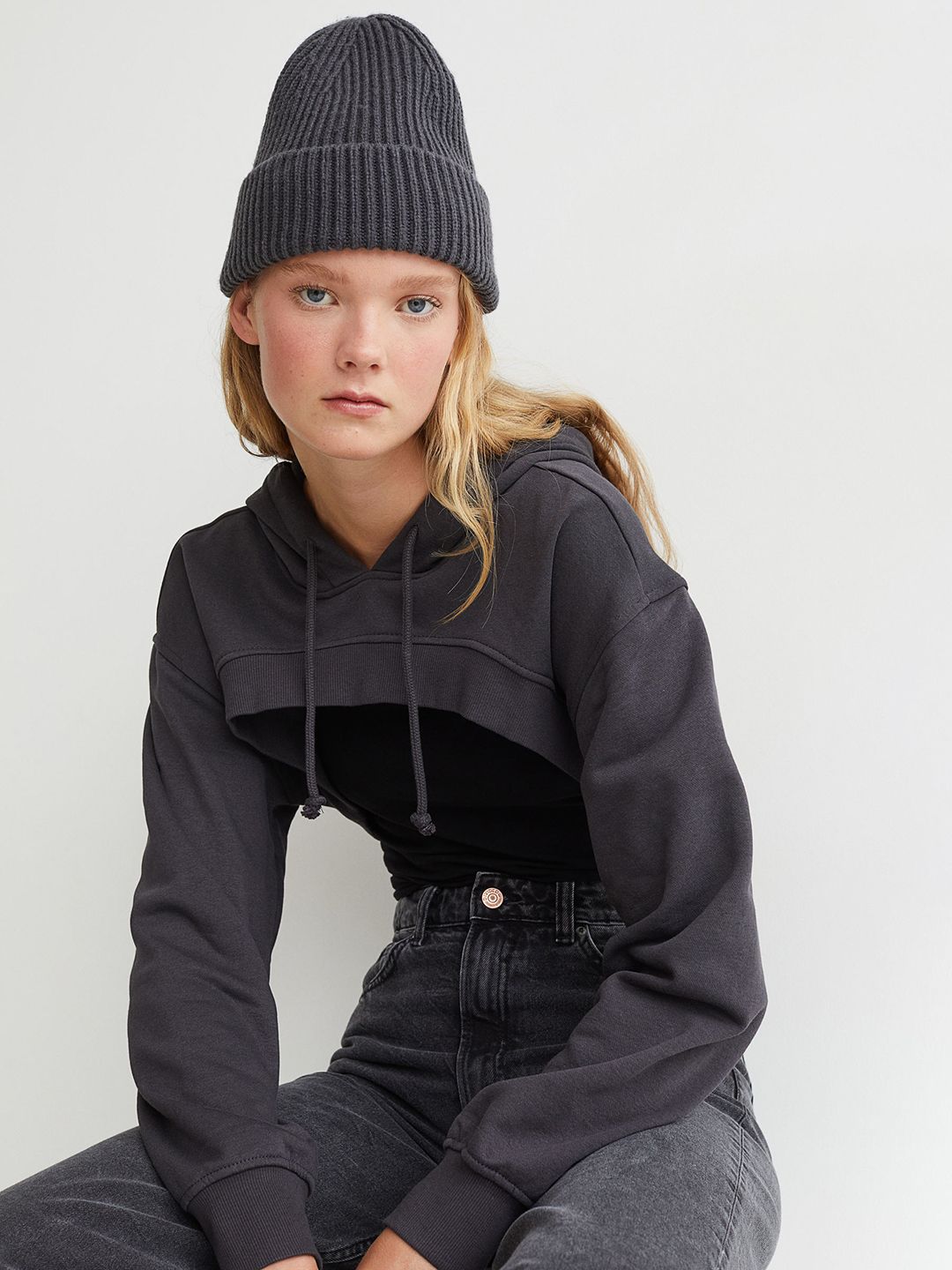 H&M Women Black Cropped hoodie Price in India