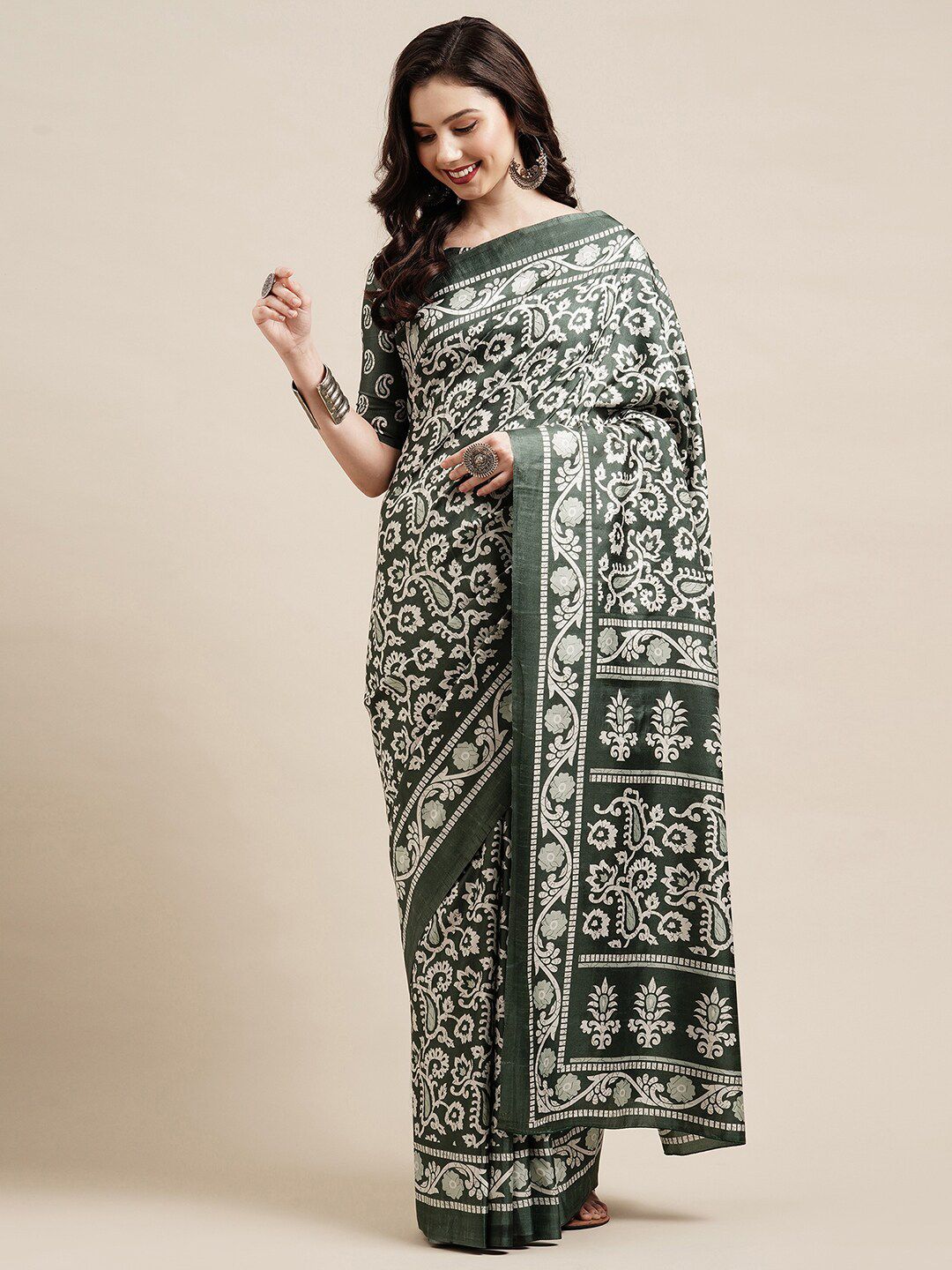 Saree mall Green & White Floral Art Silk Sarees Price in India