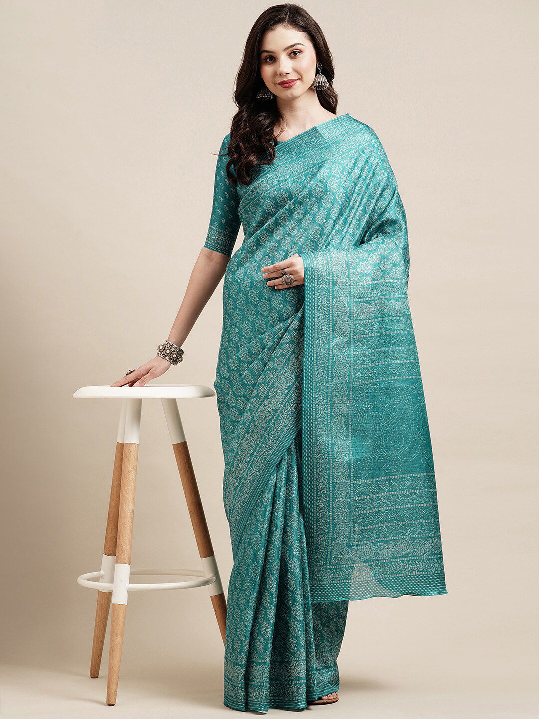 Saree mall Teal & White Paisley Art Silk Saree Price in India