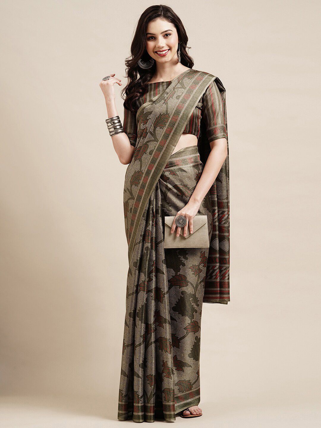 Saree mall Green & Red Floral Bhagalpuri  Art Silk Sarees Price in India