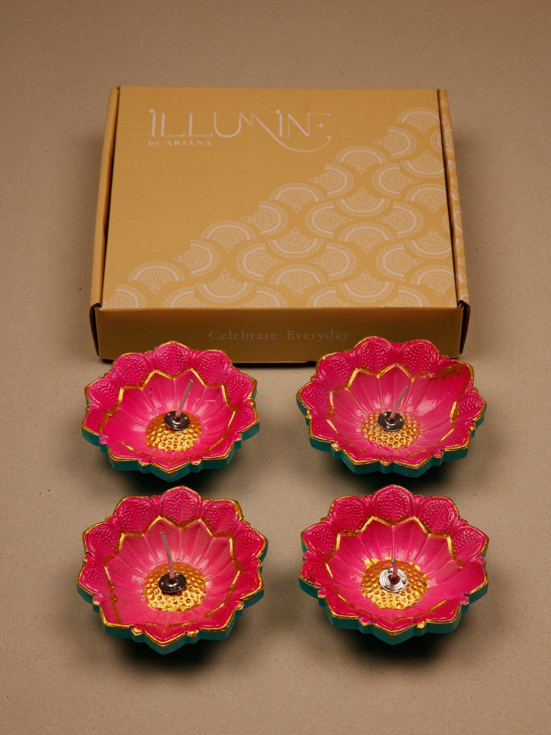 Ariana 4pc Handcrafted Modern Gel Scented Diya & 4 Tealights Free Price in India