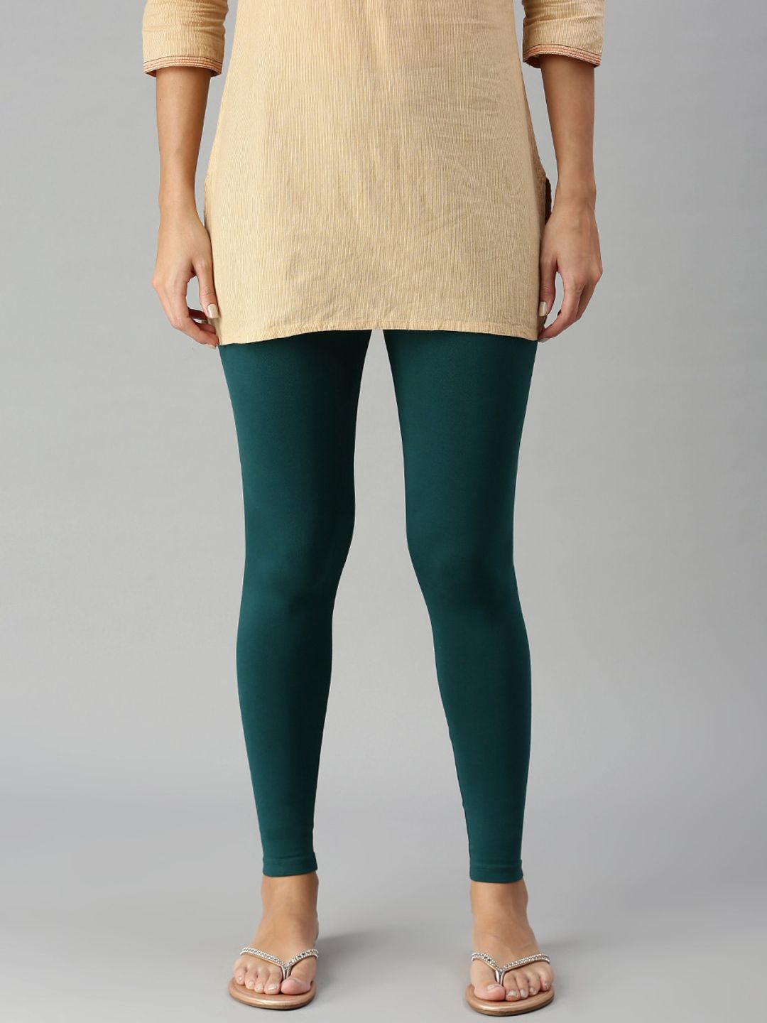 De Moza Women Green Solid Ankle-Length Leggings Price in India