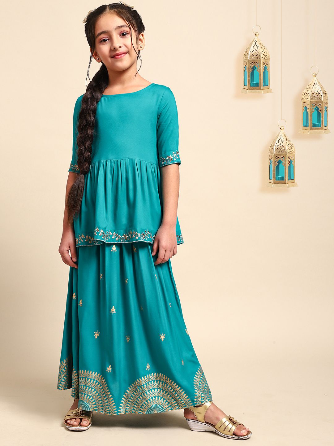 House of Pataudi Girls Teal Blue Printed Jashn Ready to Wear Lehenga Choli