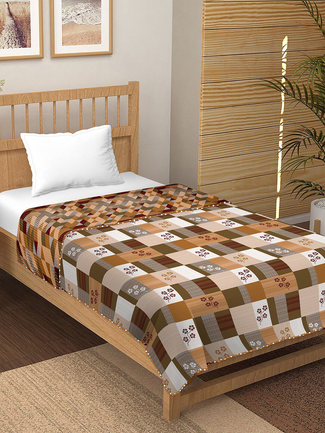 BELLA CASA Brown & Green Floral AC Room 210 GSM Single Bed Dohar Price in India