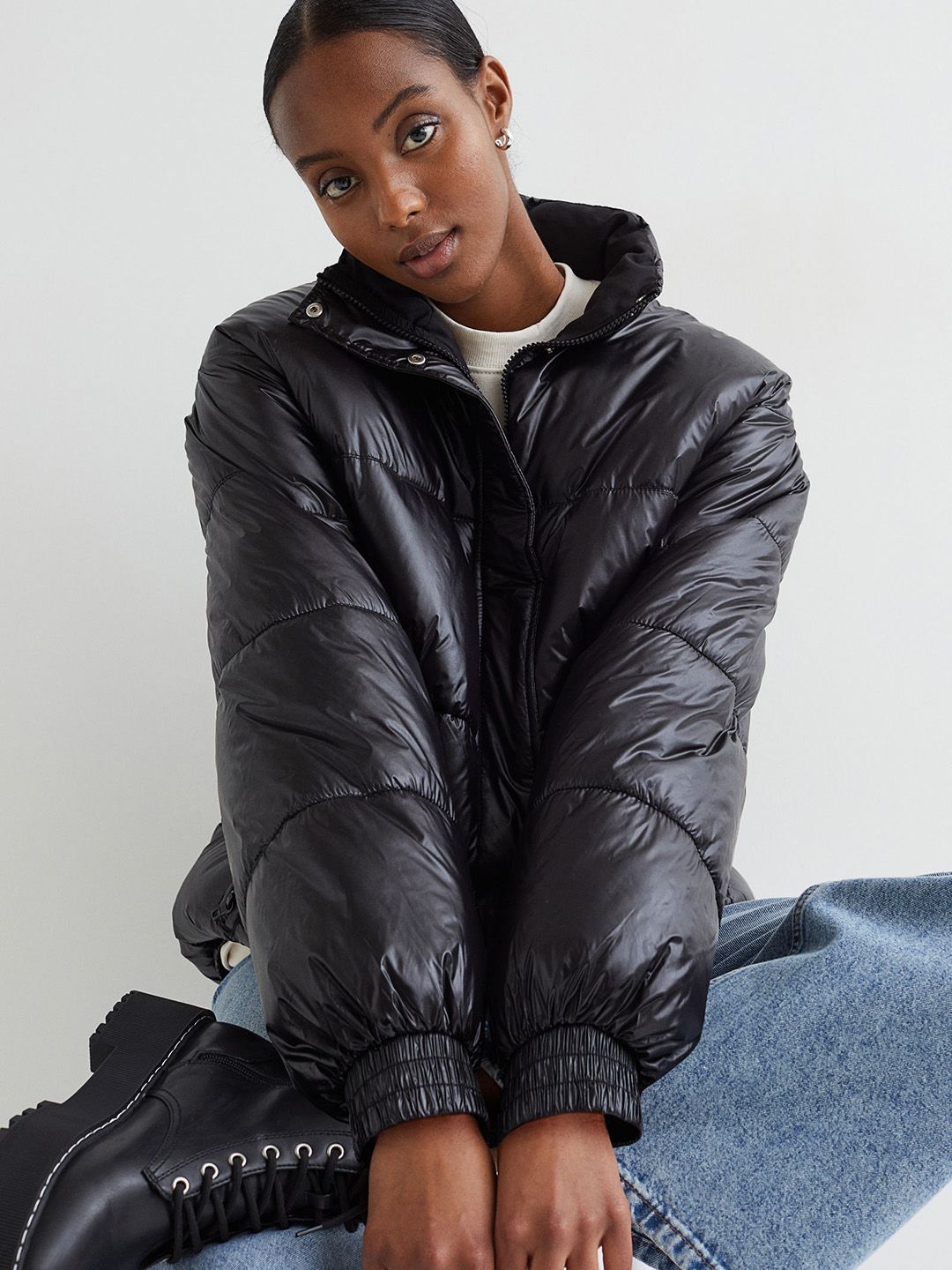 H&M Women Black Puffer Jacket Price in India