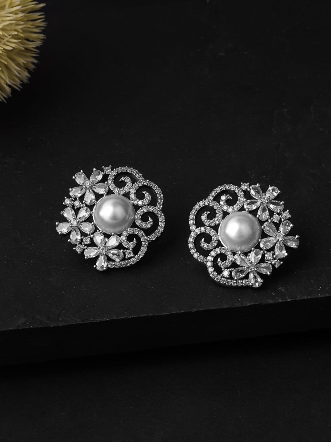 Queen Be White Contemporary Studs Earrings Price in India