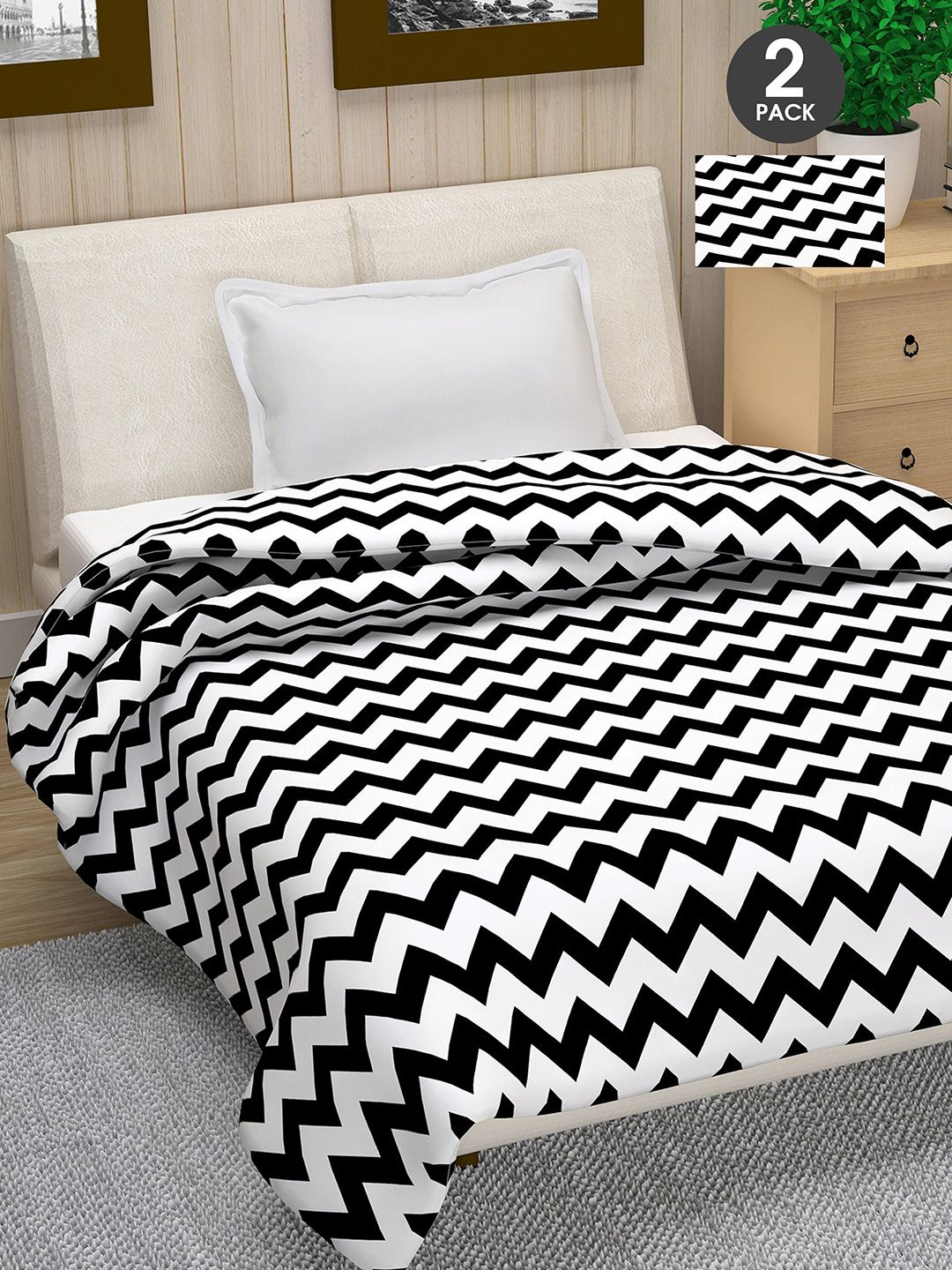 Divine Casa White & Black Set of 2 Geometric AC Room 110 GSM Single Bed Dohar Price in India