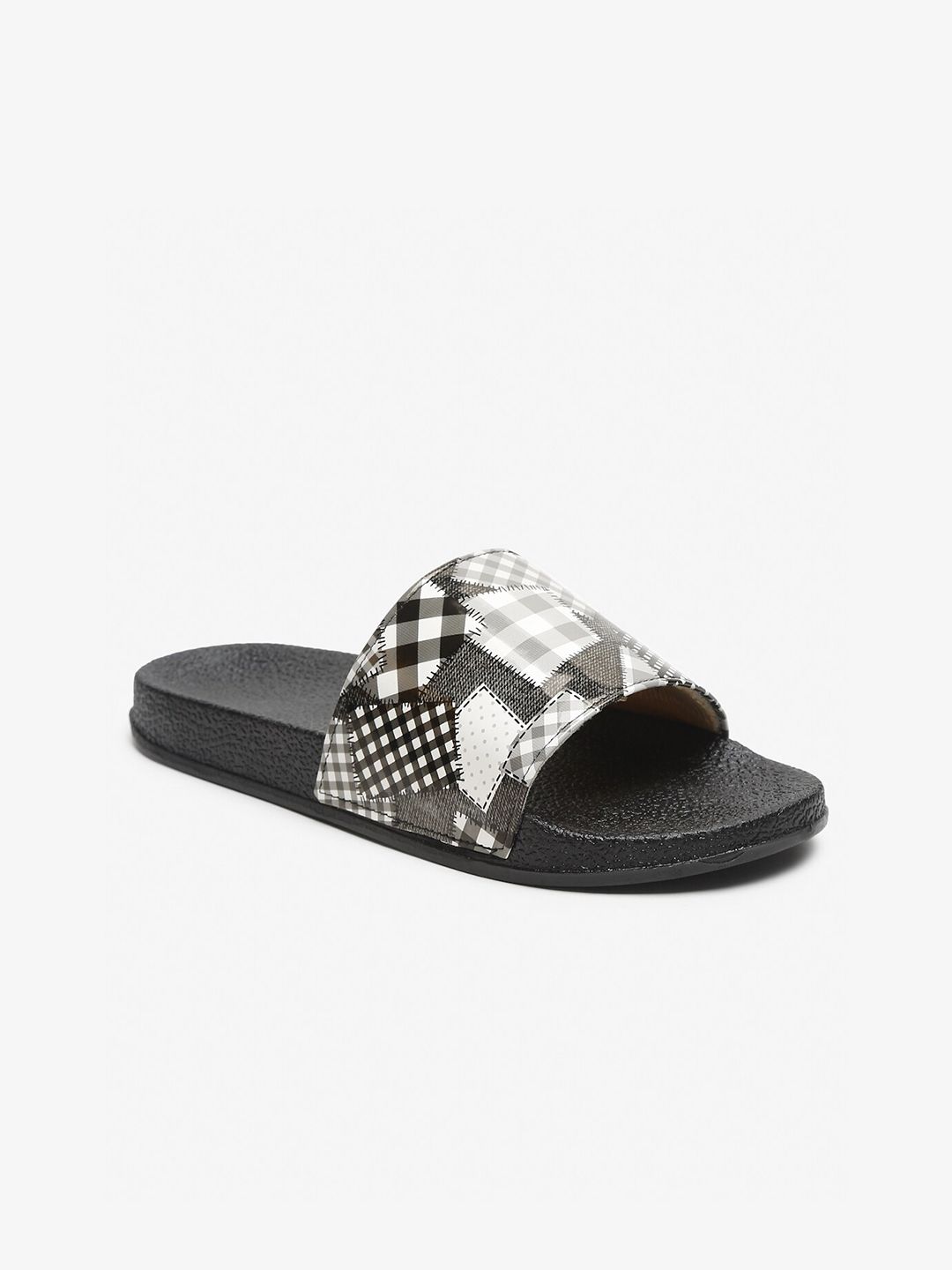 Misto Women Black & White Printed Sliders Price in India