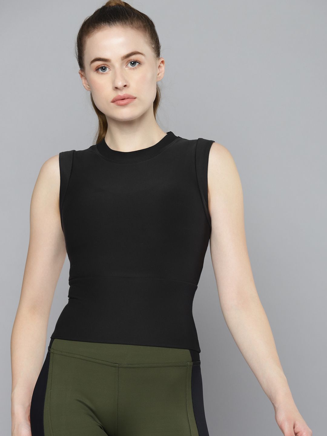 Fitkin Women Black Solid Slim Fit Quick Dry Crop T-shirt Price in India