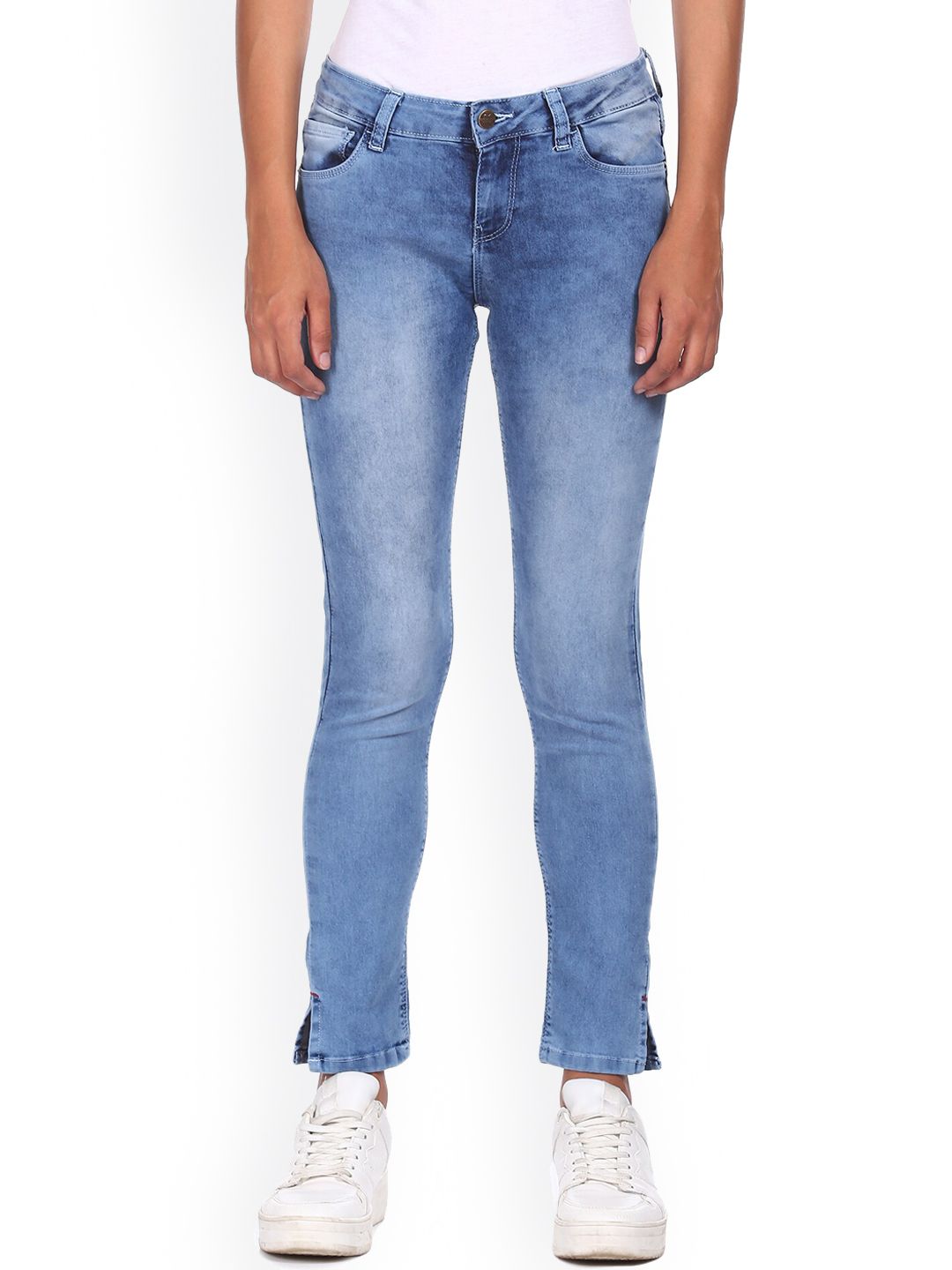 Cherokee Women Blue Heavy Fade Jeans Price in India