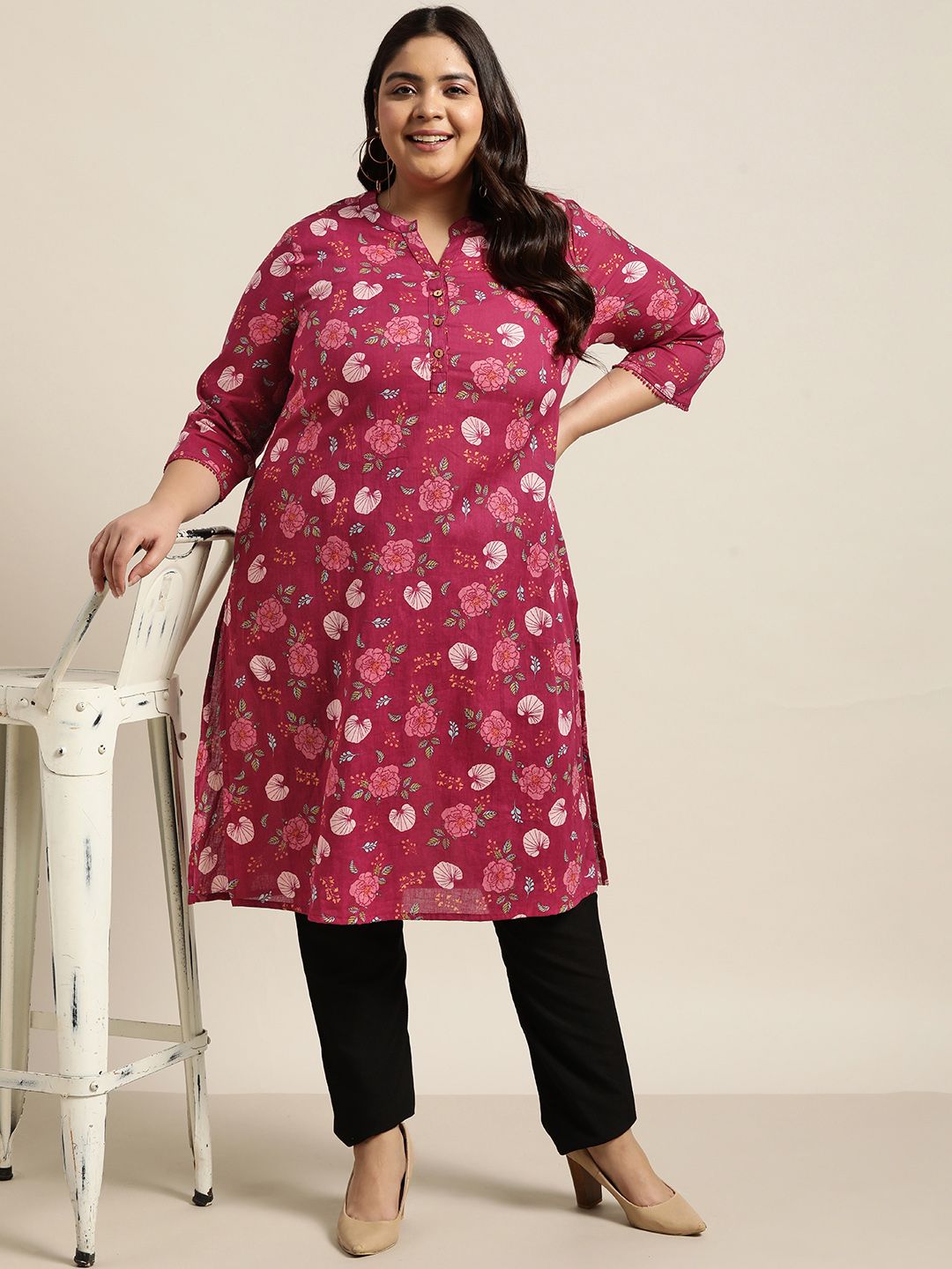 Sztori Women Plus Size Magenta Floral Printed Pure Cotton Kurta