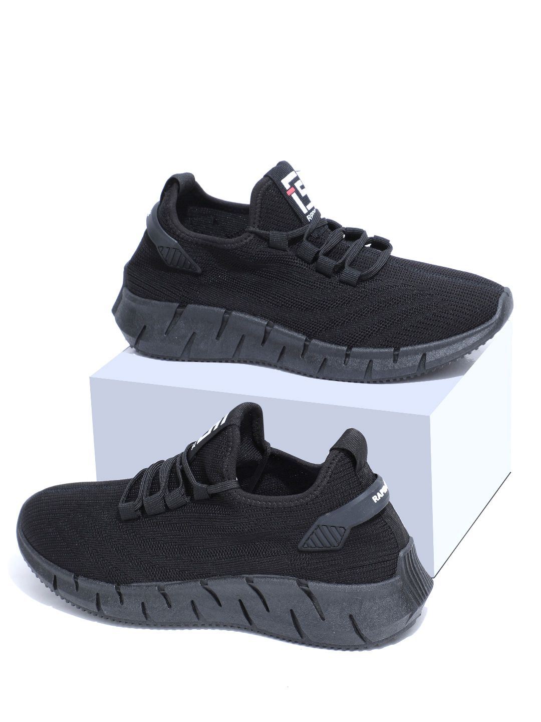 RapidBox Men Black Sneakers