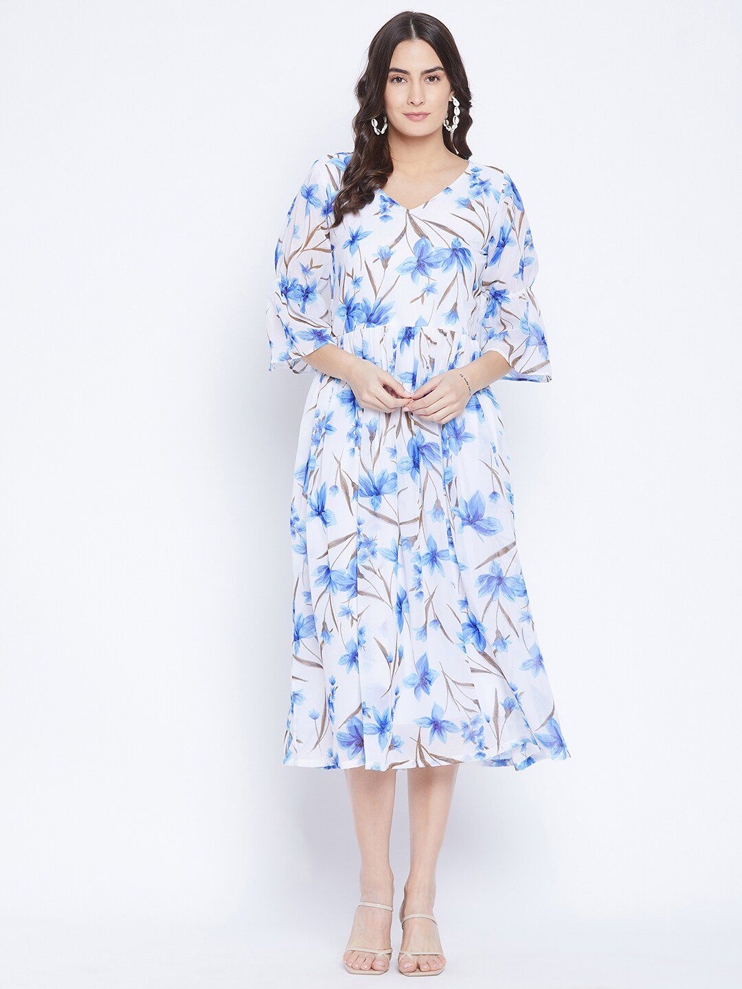 Bitterlime White & Blue Floral Georgette Gathered A-Line Midi Dress Price in India