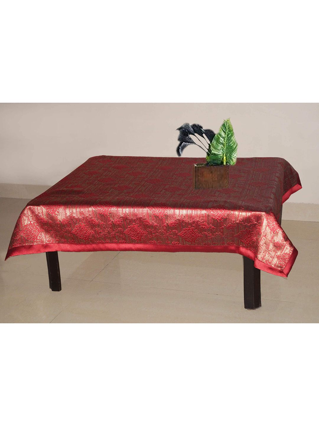 Lushomes Red 2 Jacquard Centre Table Cloths Price in India
