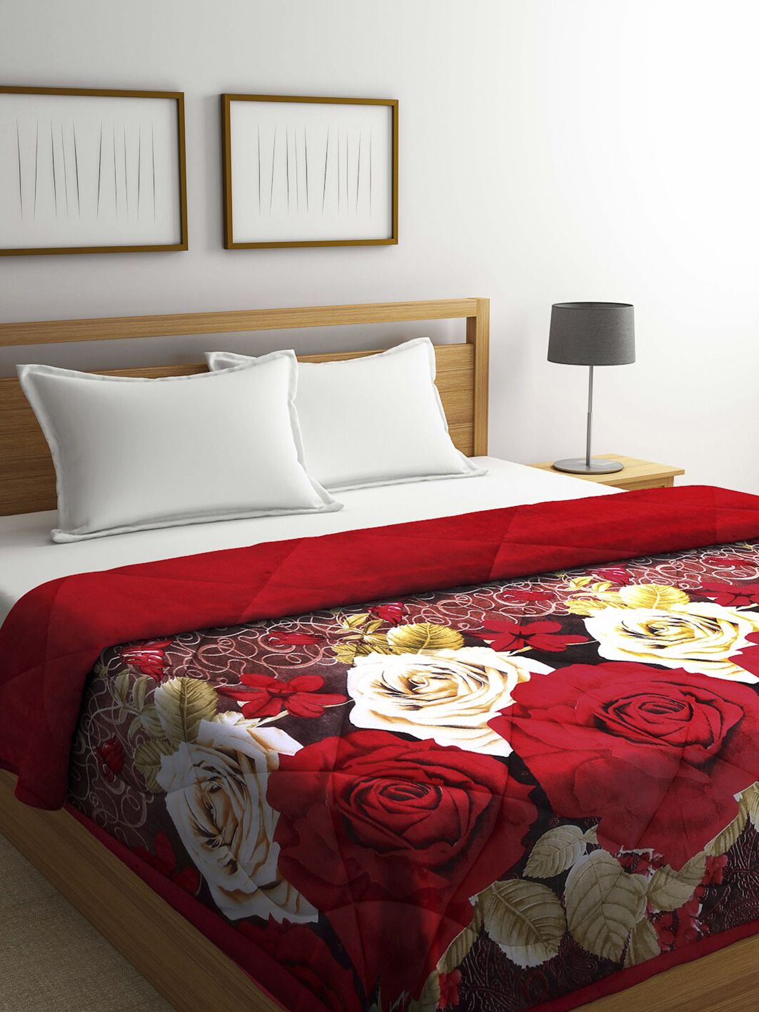 KLOTTHE Red & White Floral Heavy Winter Double Bed Quilt Price in India