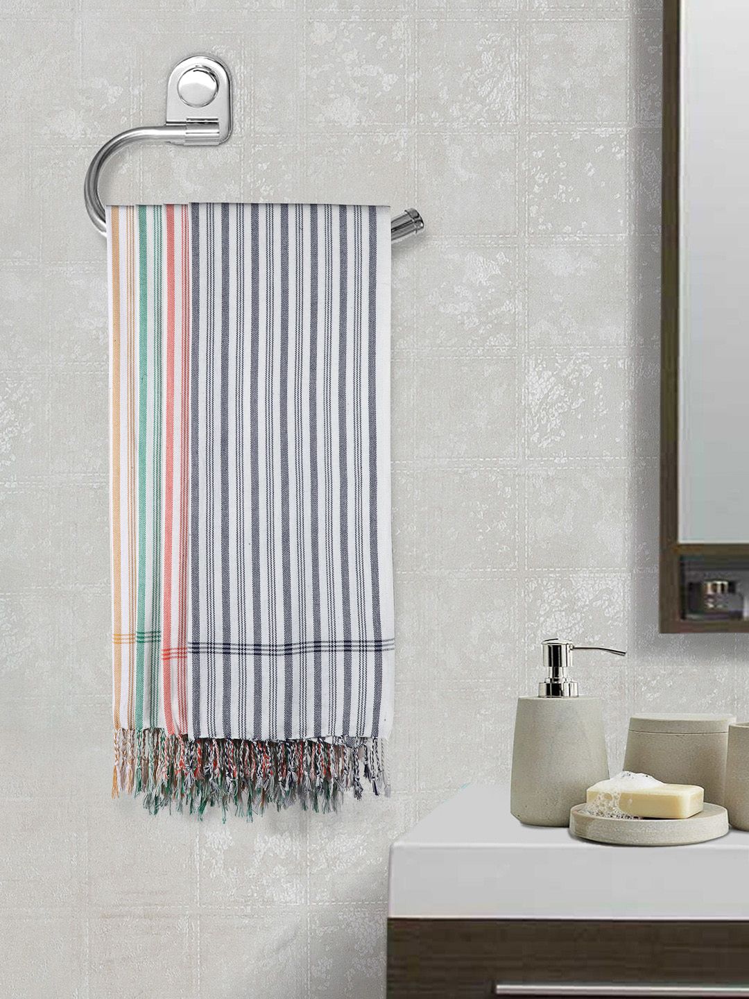 KLOTTHE Set Of 4 Striped Cotton 210 GSM Bath Towels