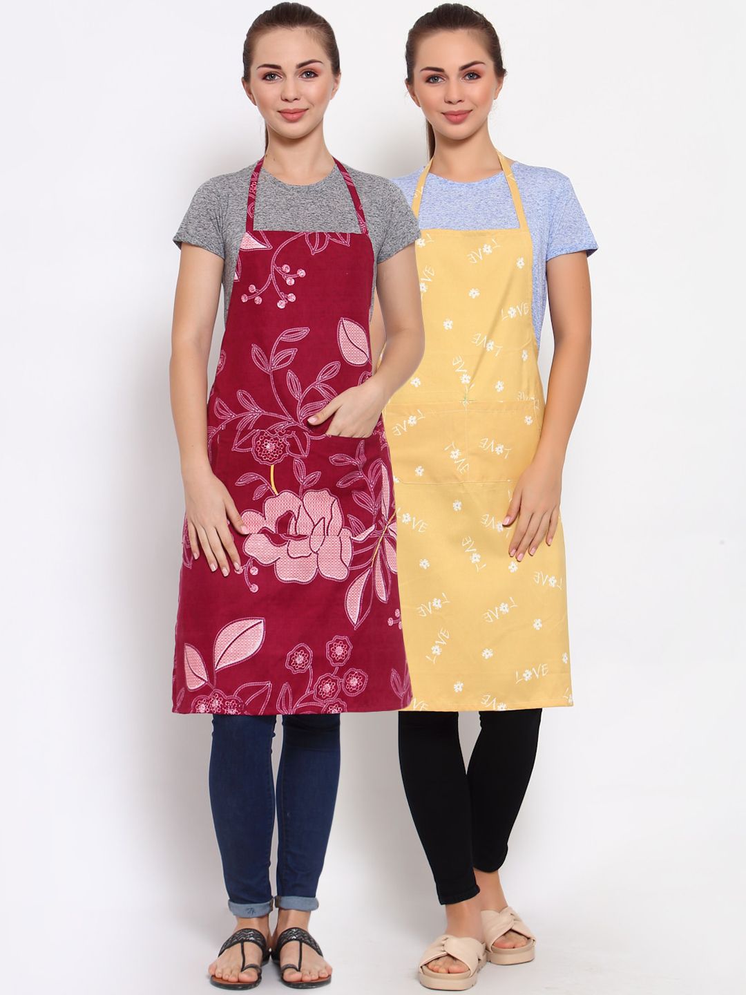 Arrabi Pack Of 2 Multicoloured Printed Aprons Price in India