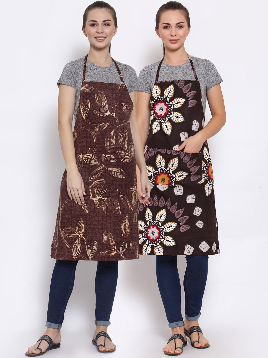 Arrabi Multicoloured Pack of 2 Printed Aprons Price in India