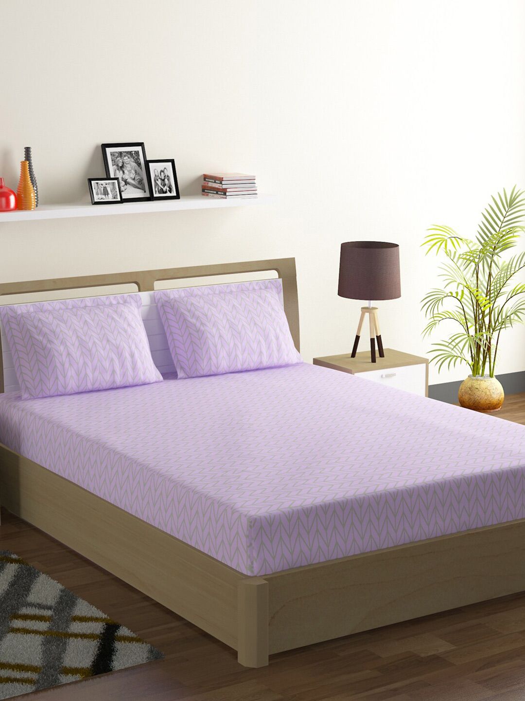 SWAYAM Purple Geometric 144 TC King Bedsheet with 2 Pillow Covers Price in India